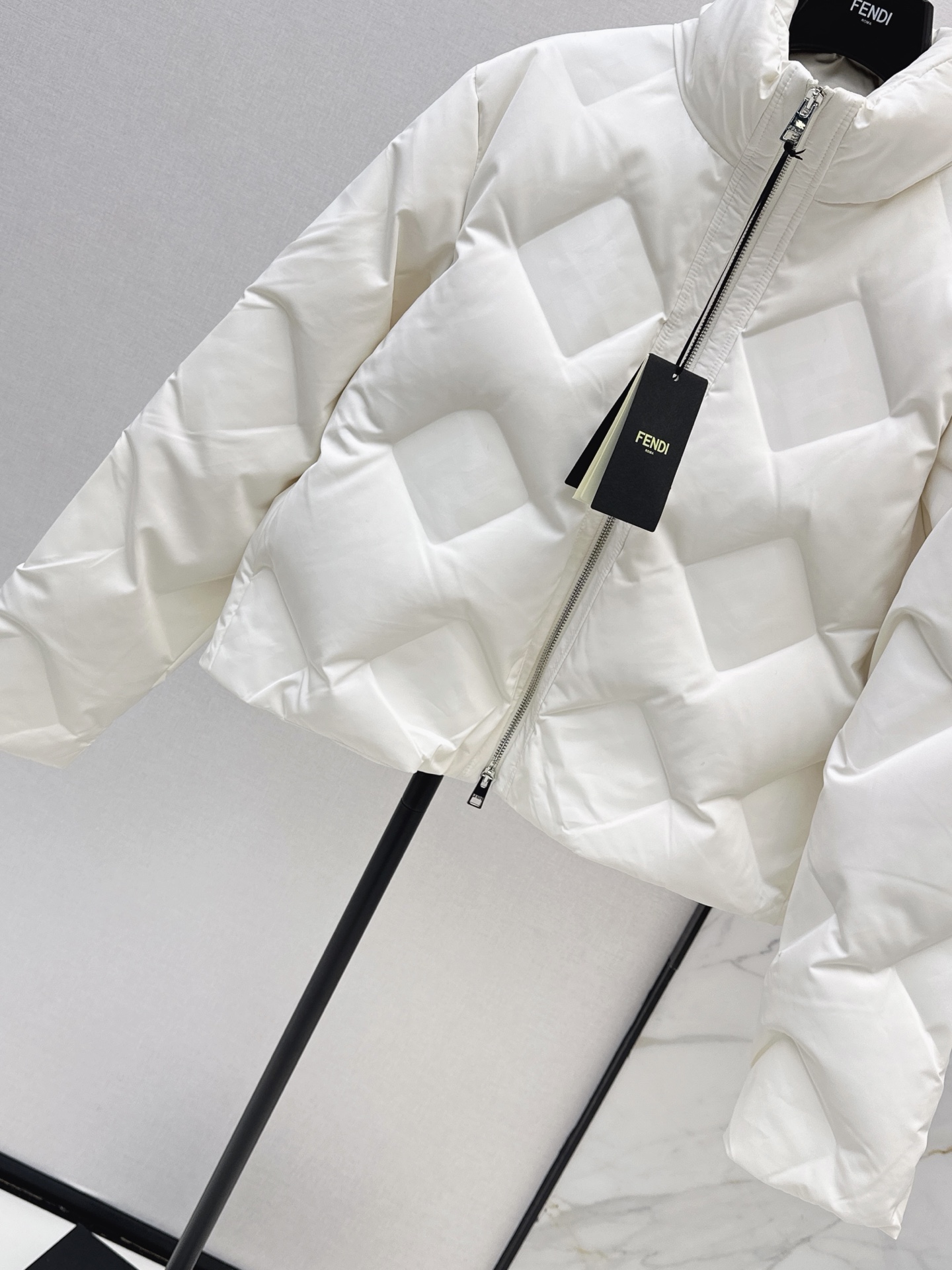 Fen 26fw down jacket