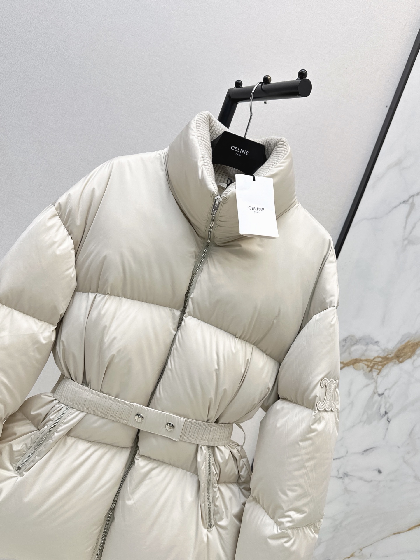 Celi 26fw belted down jacket