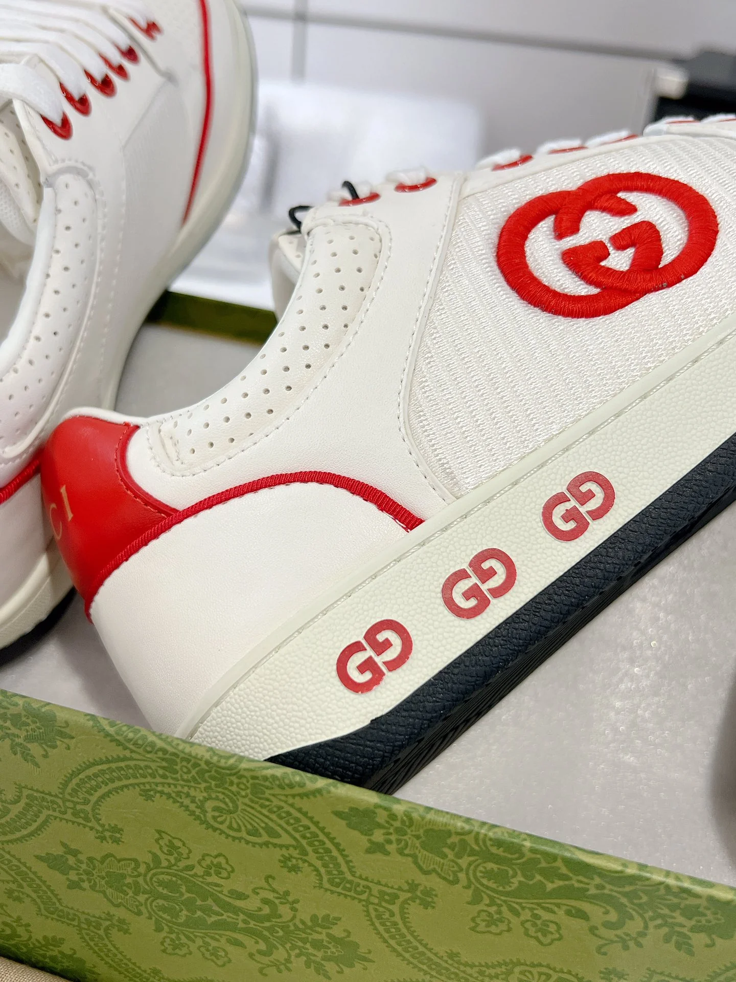 Gucc 25fw casual sneaker