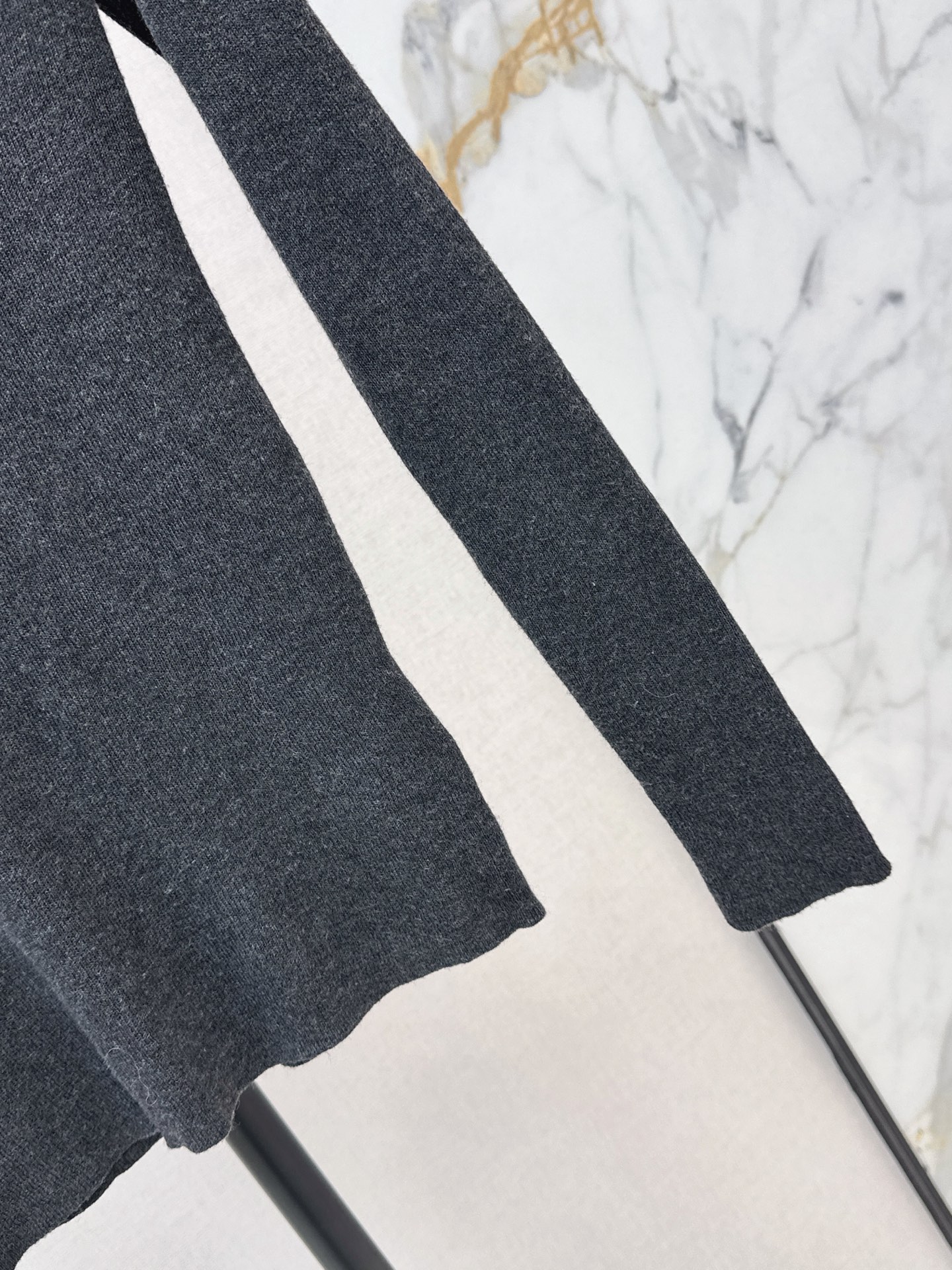 CD 26fw U-neck knit basic tee