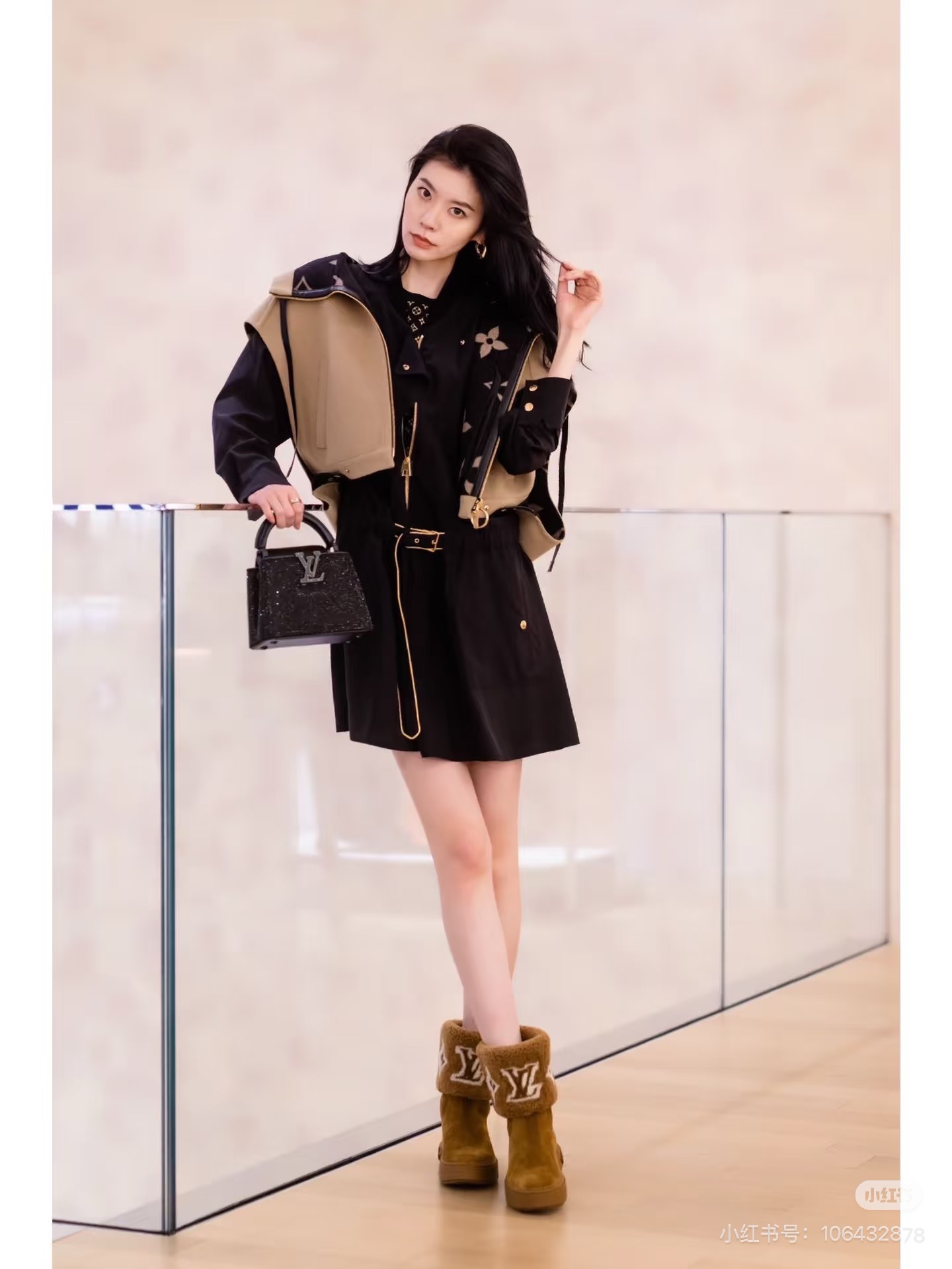 Loui 26ss hooded cape vest jacket