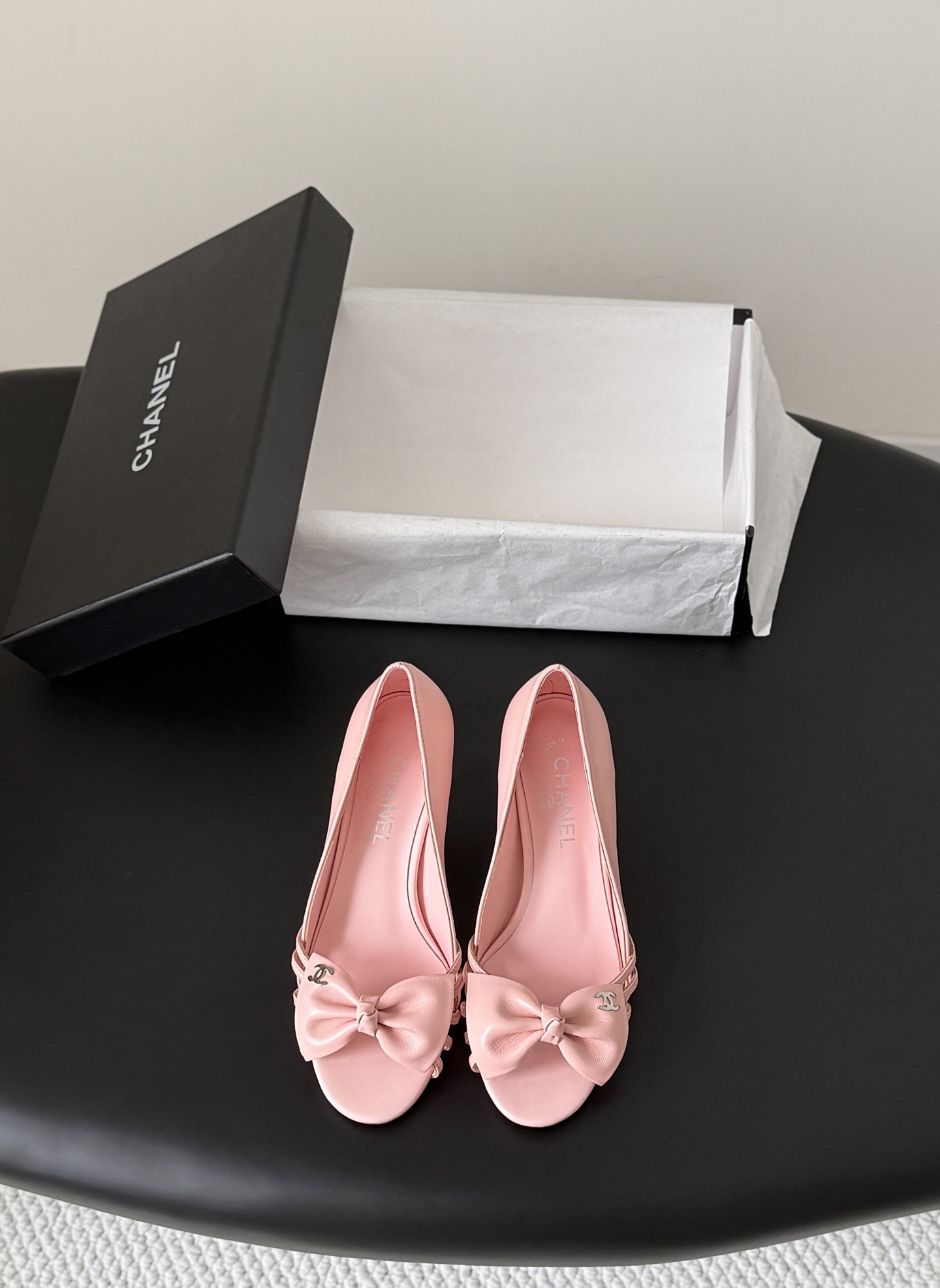 Chan 26ss peep toe heels
