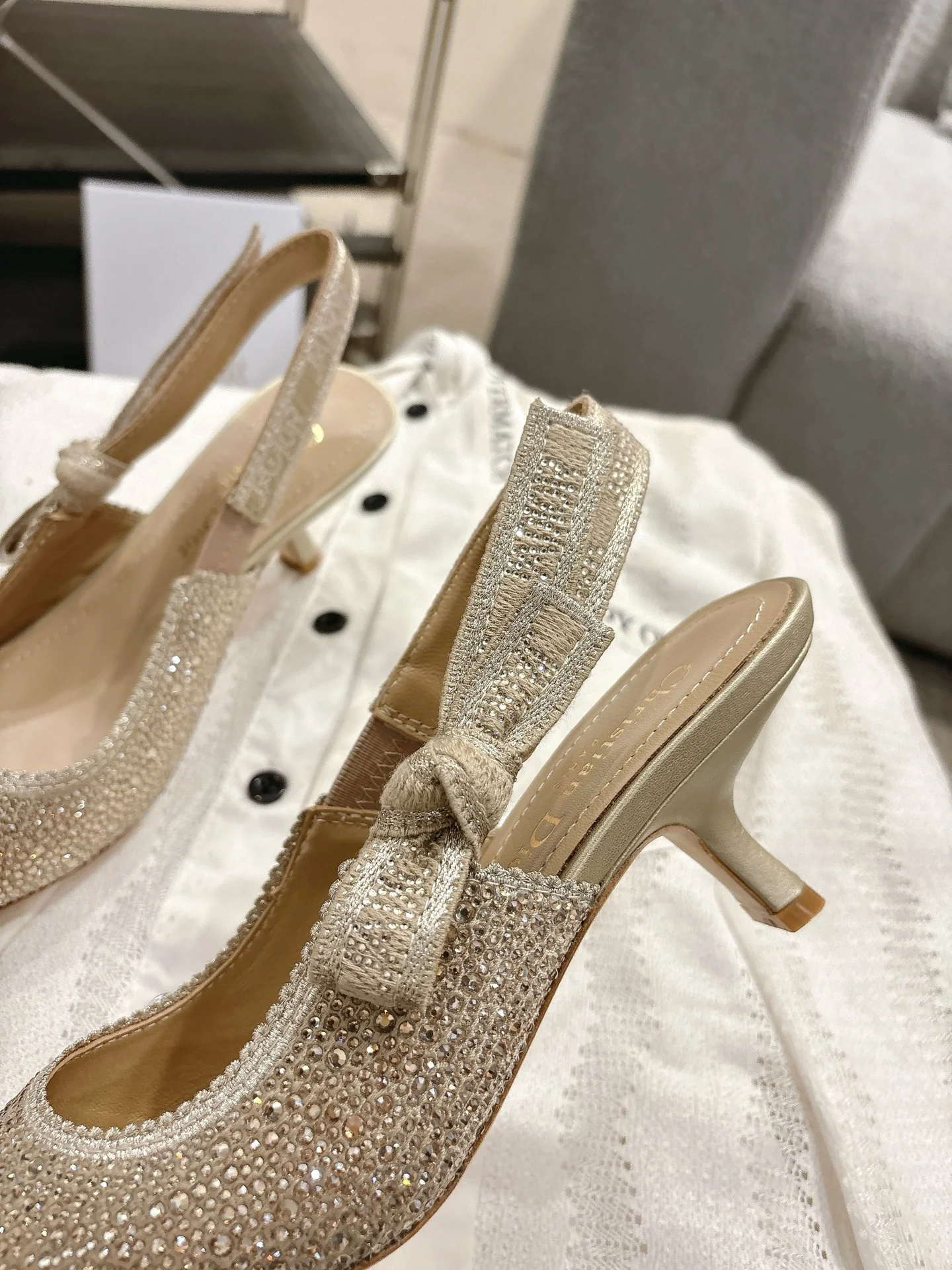 CD 25fw rhinestone kitten slingback heels