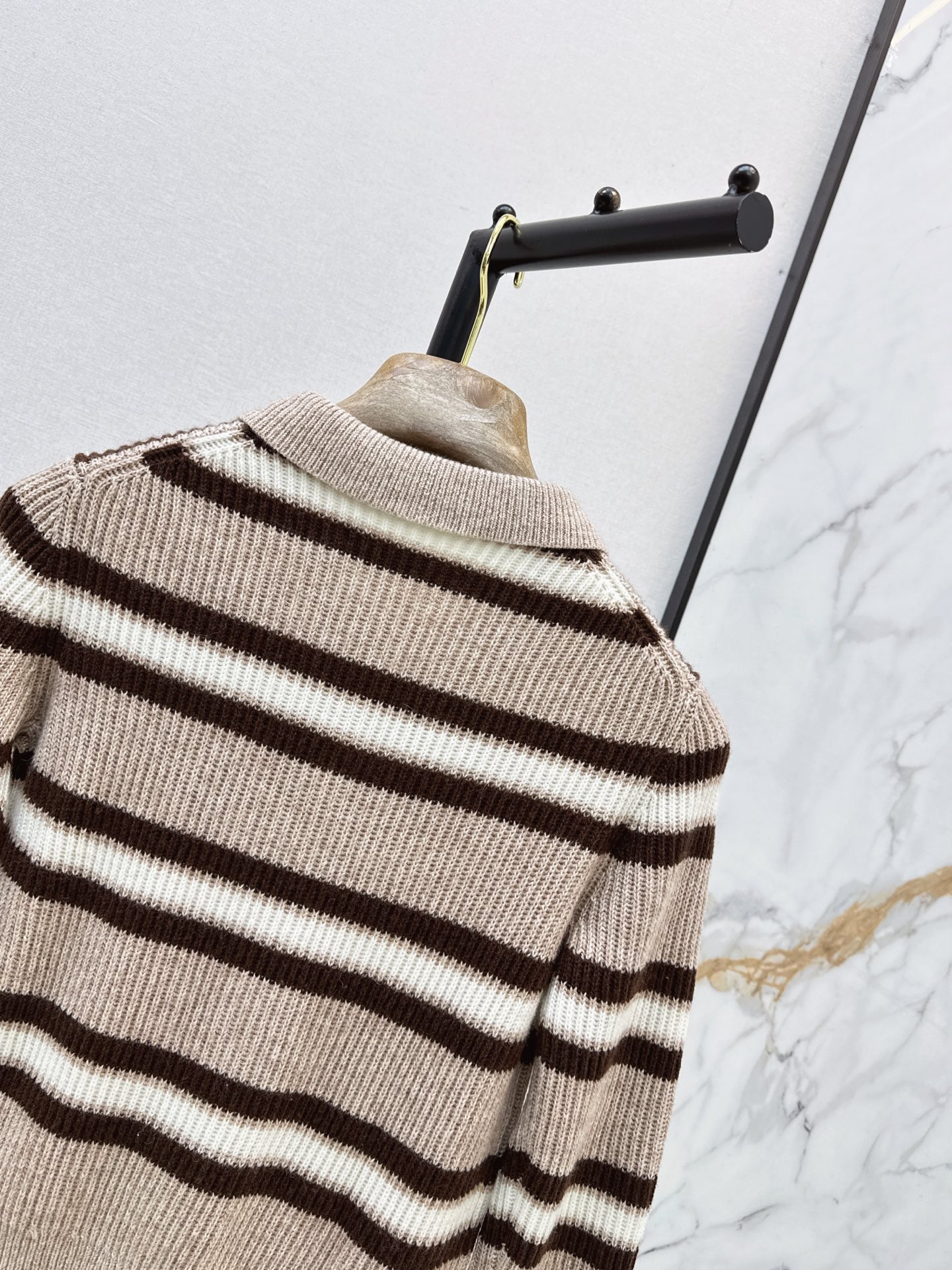 Brun 26fw stripe cardigan
