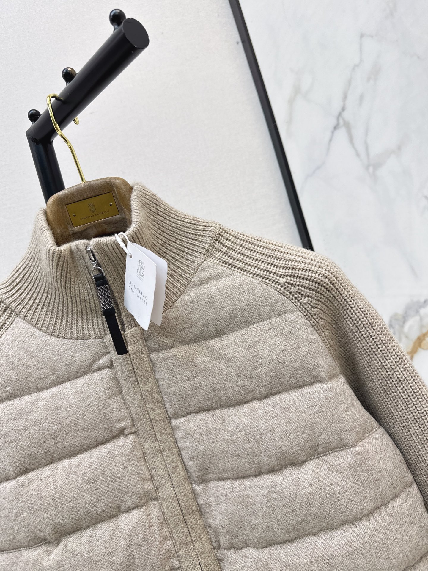 Brun 26fw knit contract down jacket