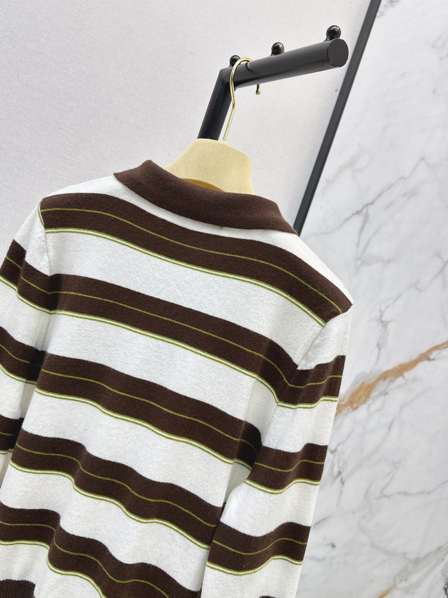 Miu 26fw stripe knit sweater