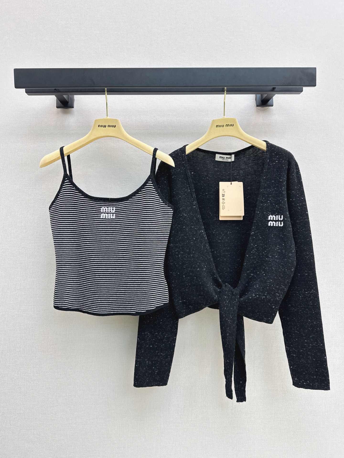 Miu 26fw stripe knit vest cardigan sets