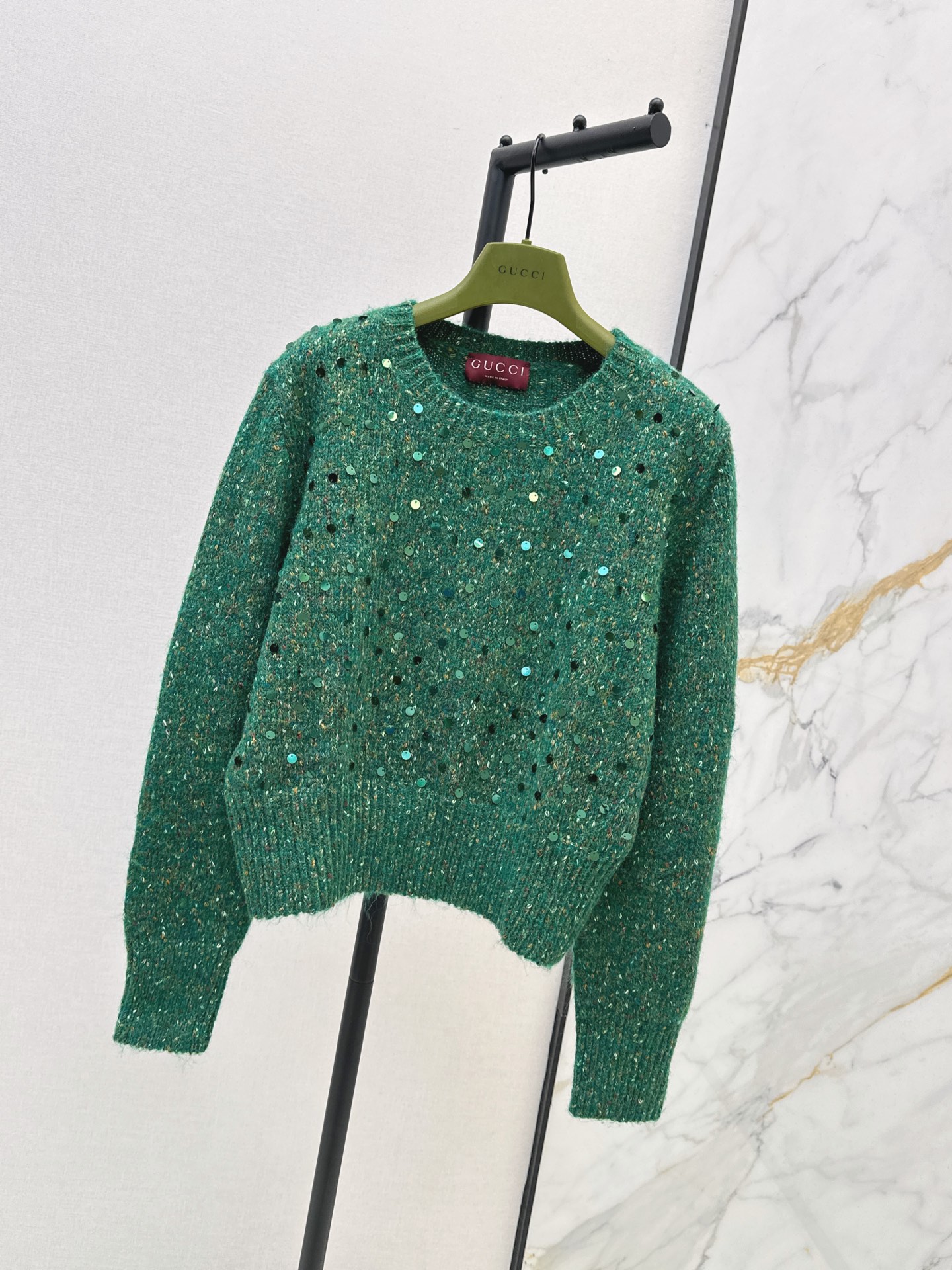 Guc 26fw sequin knit sweater