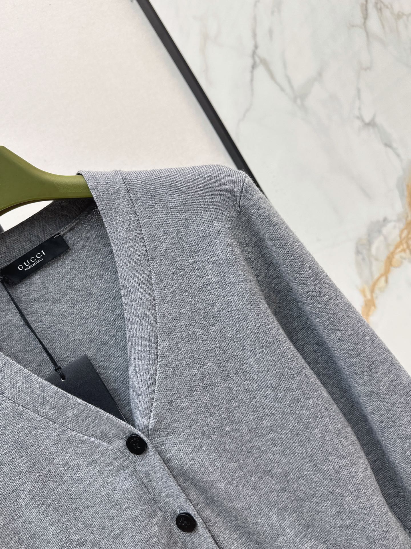 Guc 26fw knit cardigan