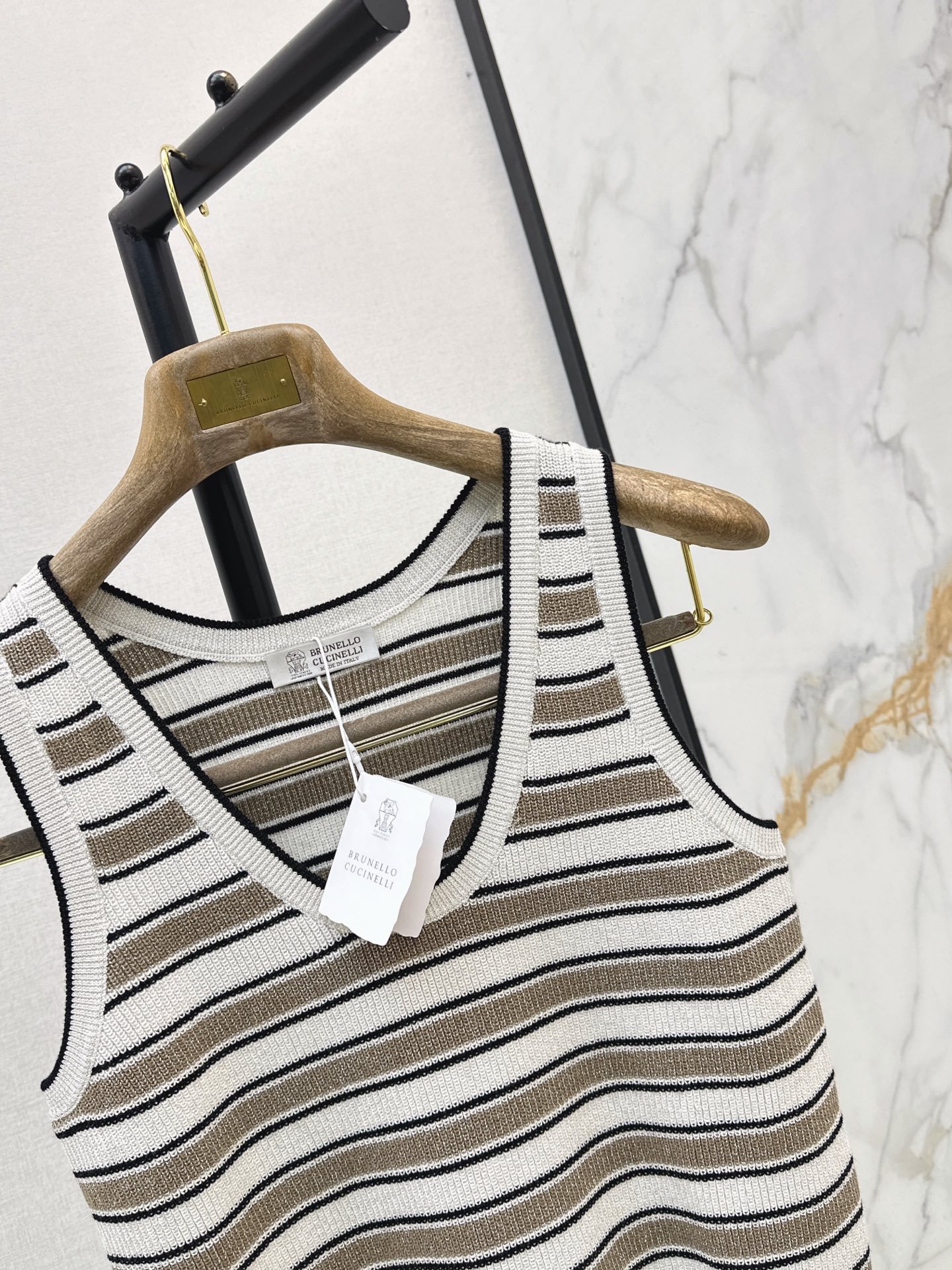 Brun 26ss sleeveless stripe vest