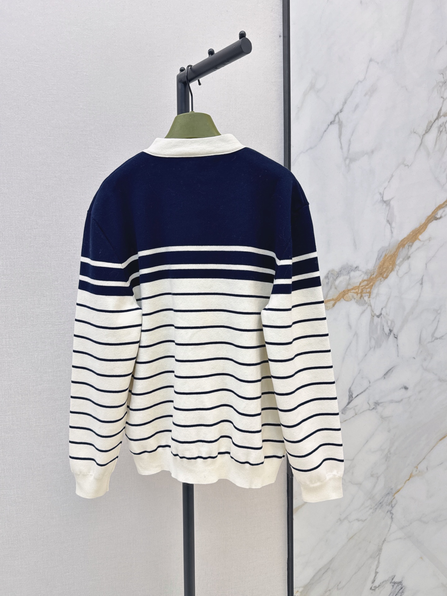 Guc 26fw stripe knit cardigan