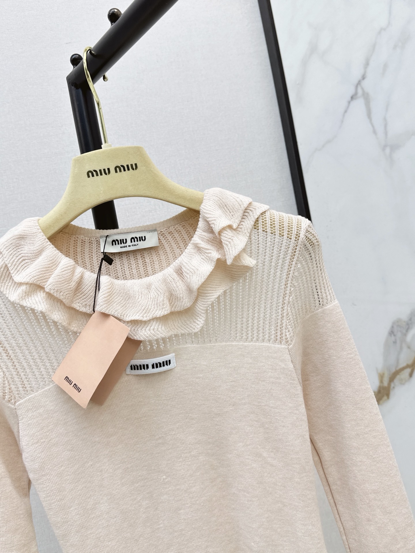 Miu 26fw ruffle knit top