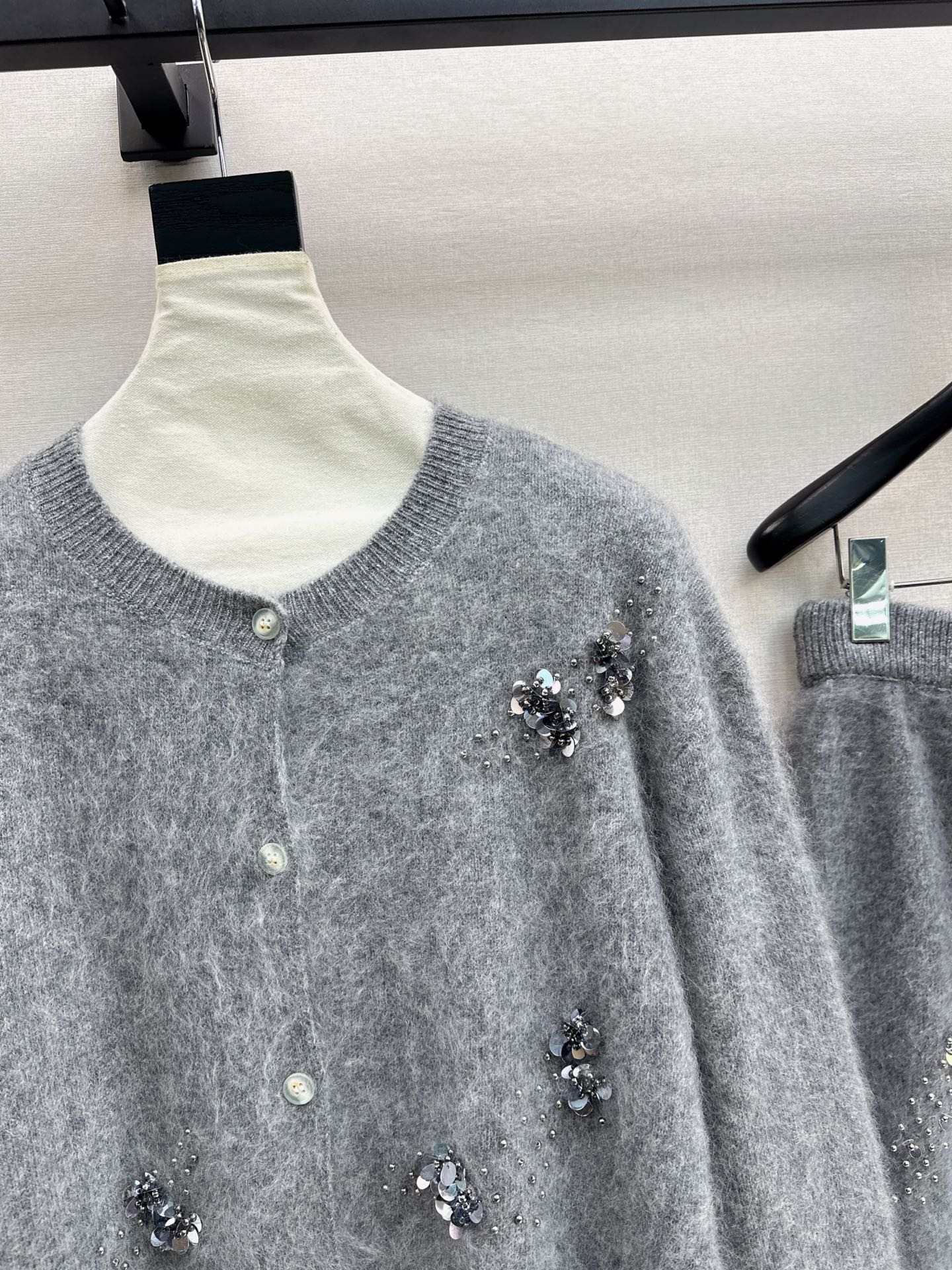Miu 26fw beading sequin knit sweater skirt sets