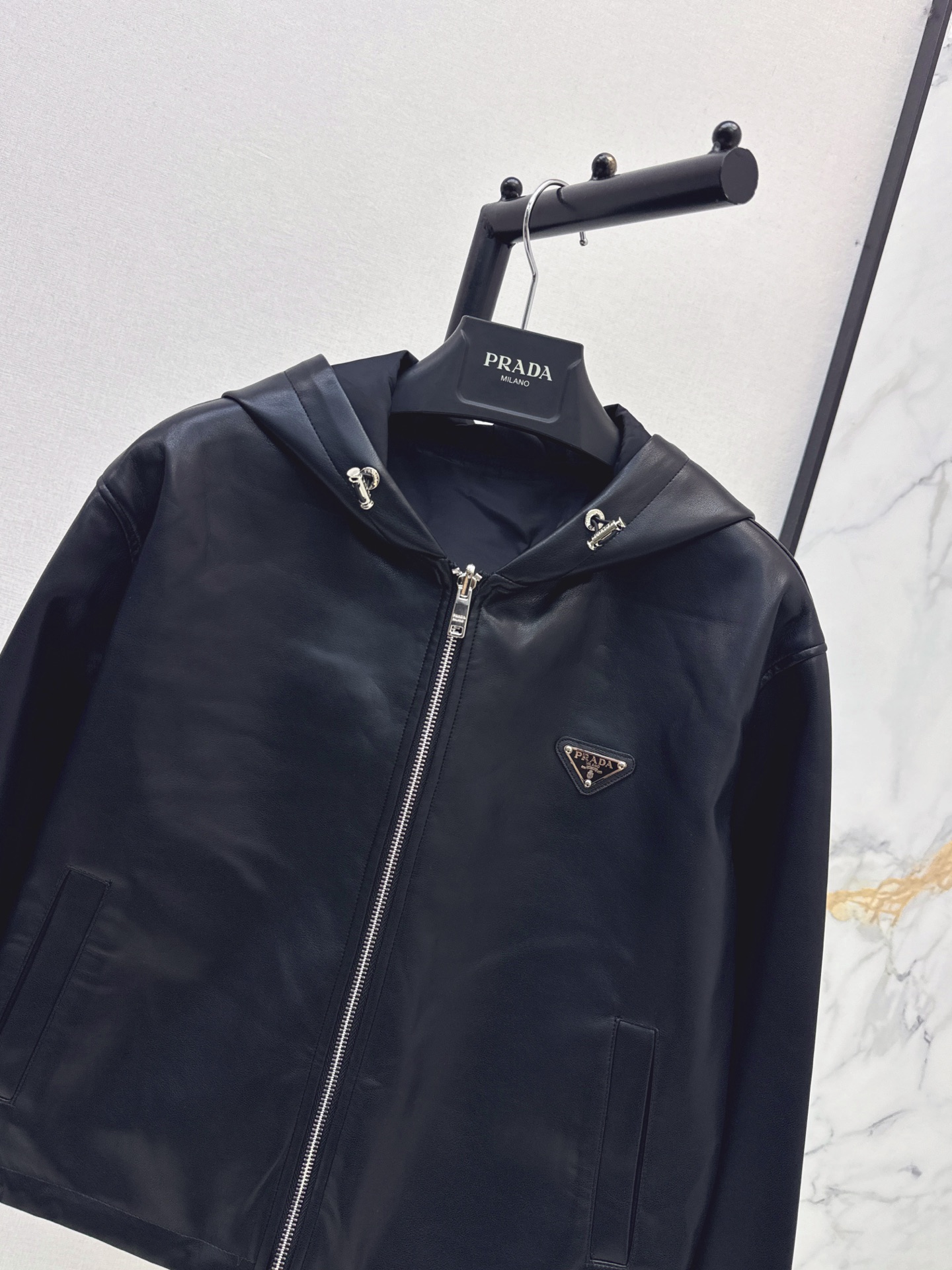 Pra 26fw reversible hooded jacket