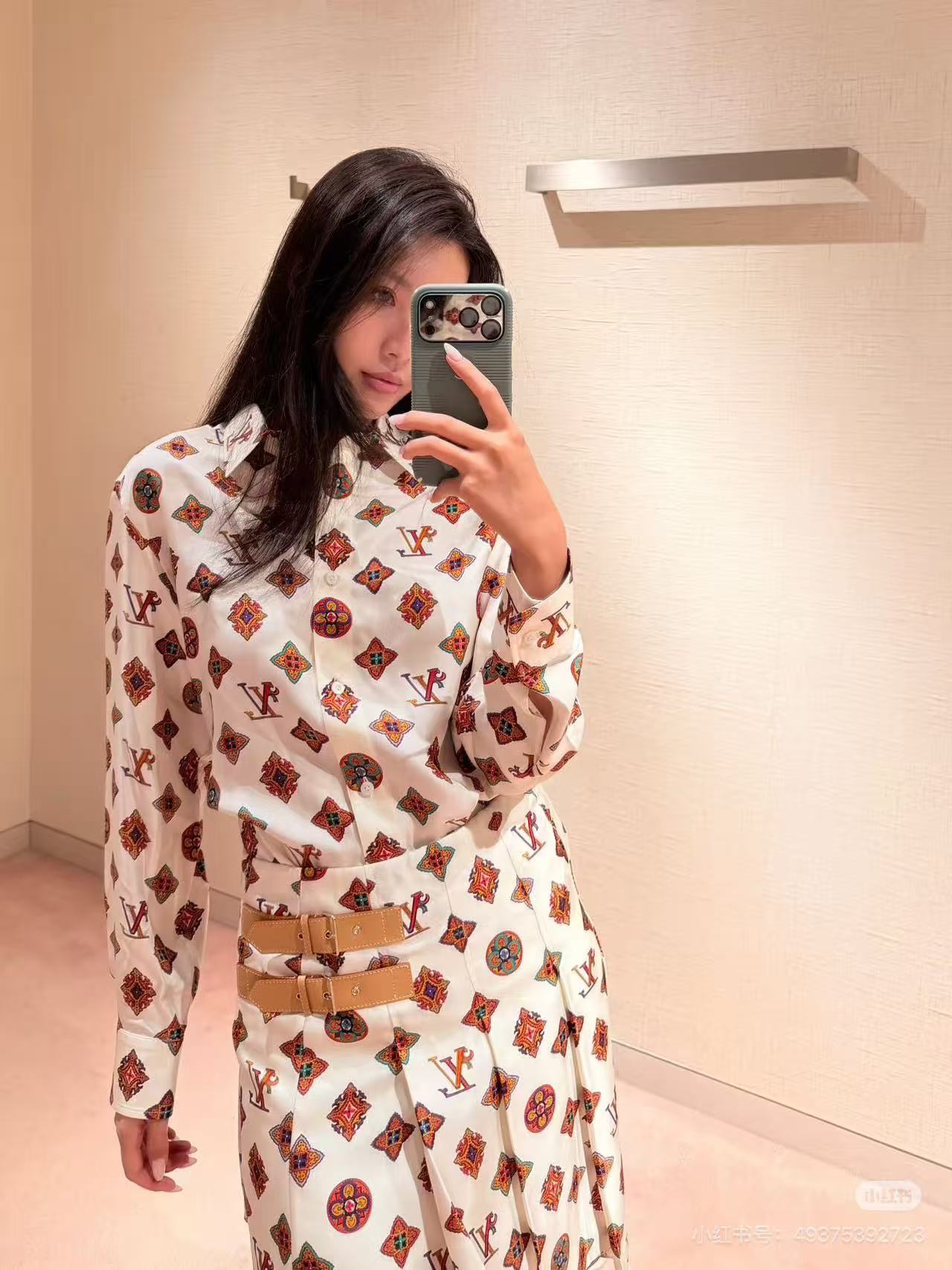 Loui 26fw print shirt skirt sets