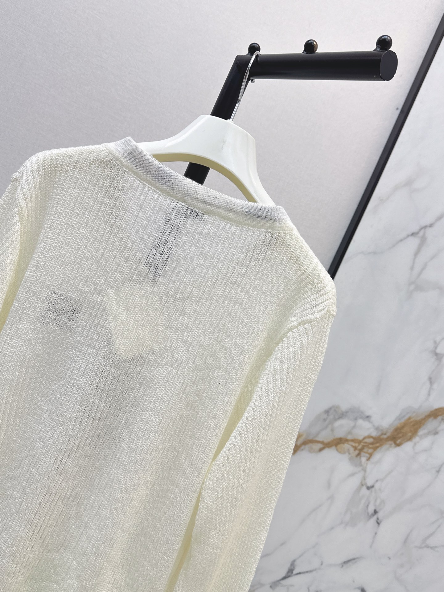 Loe 26fw scraf knit sweater