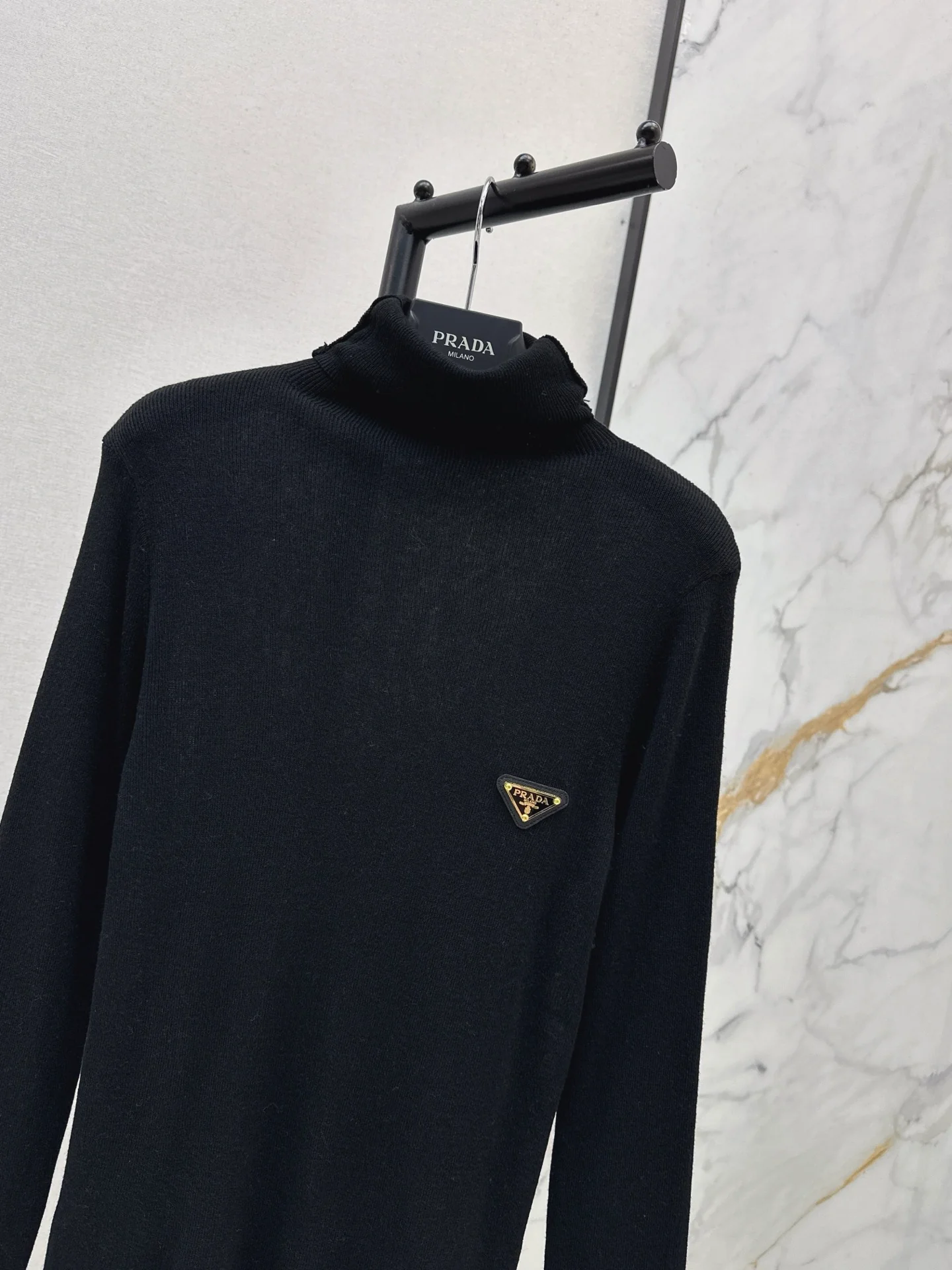 Pra 25fw base layer
