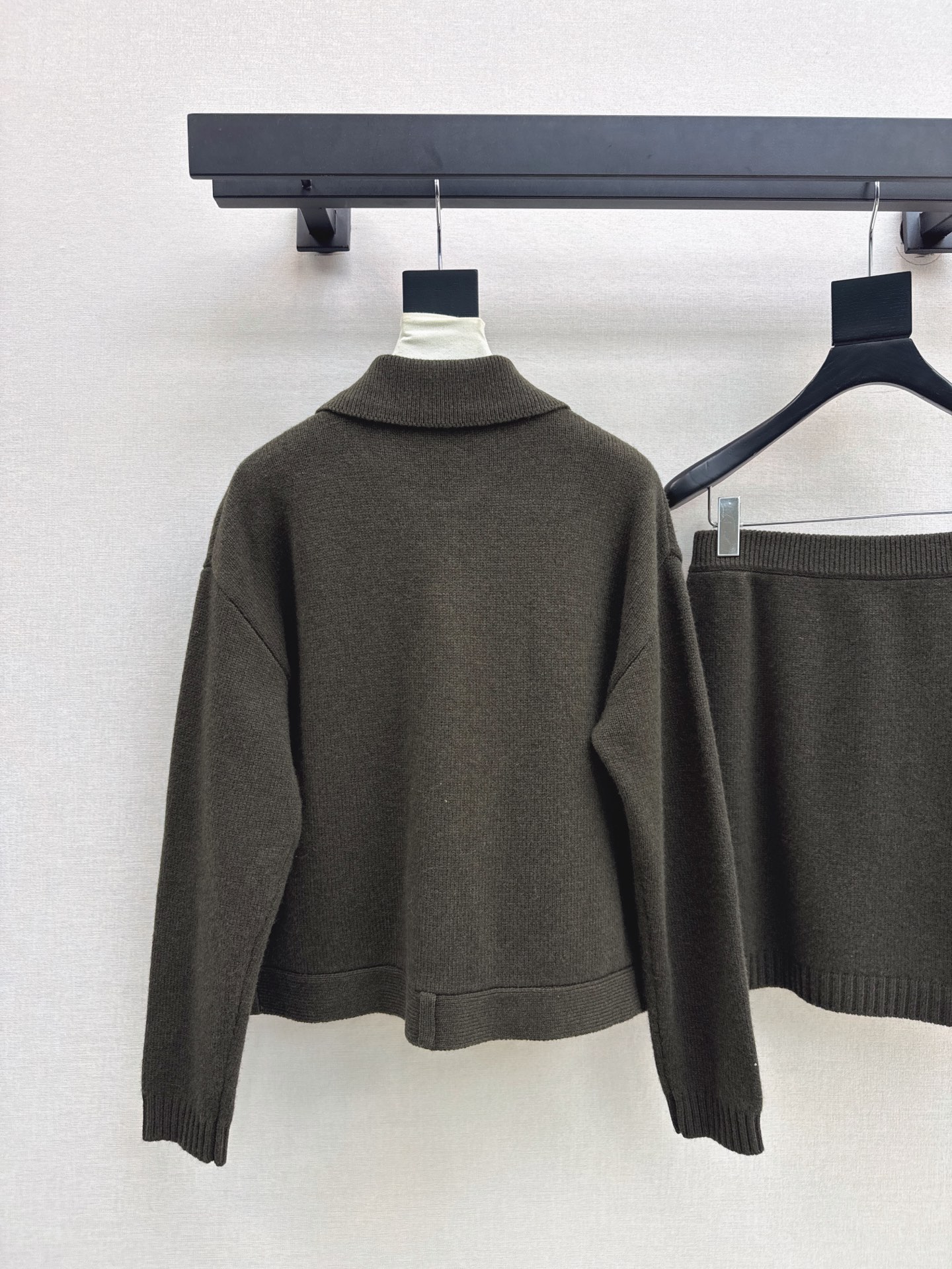 Max 26fw knit cardigan skirt sets