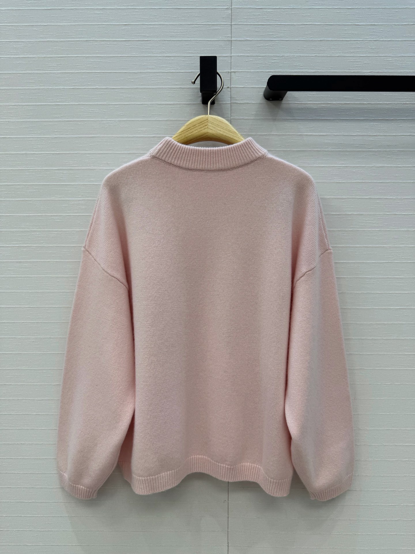 Dio 26fw cashmere sweater