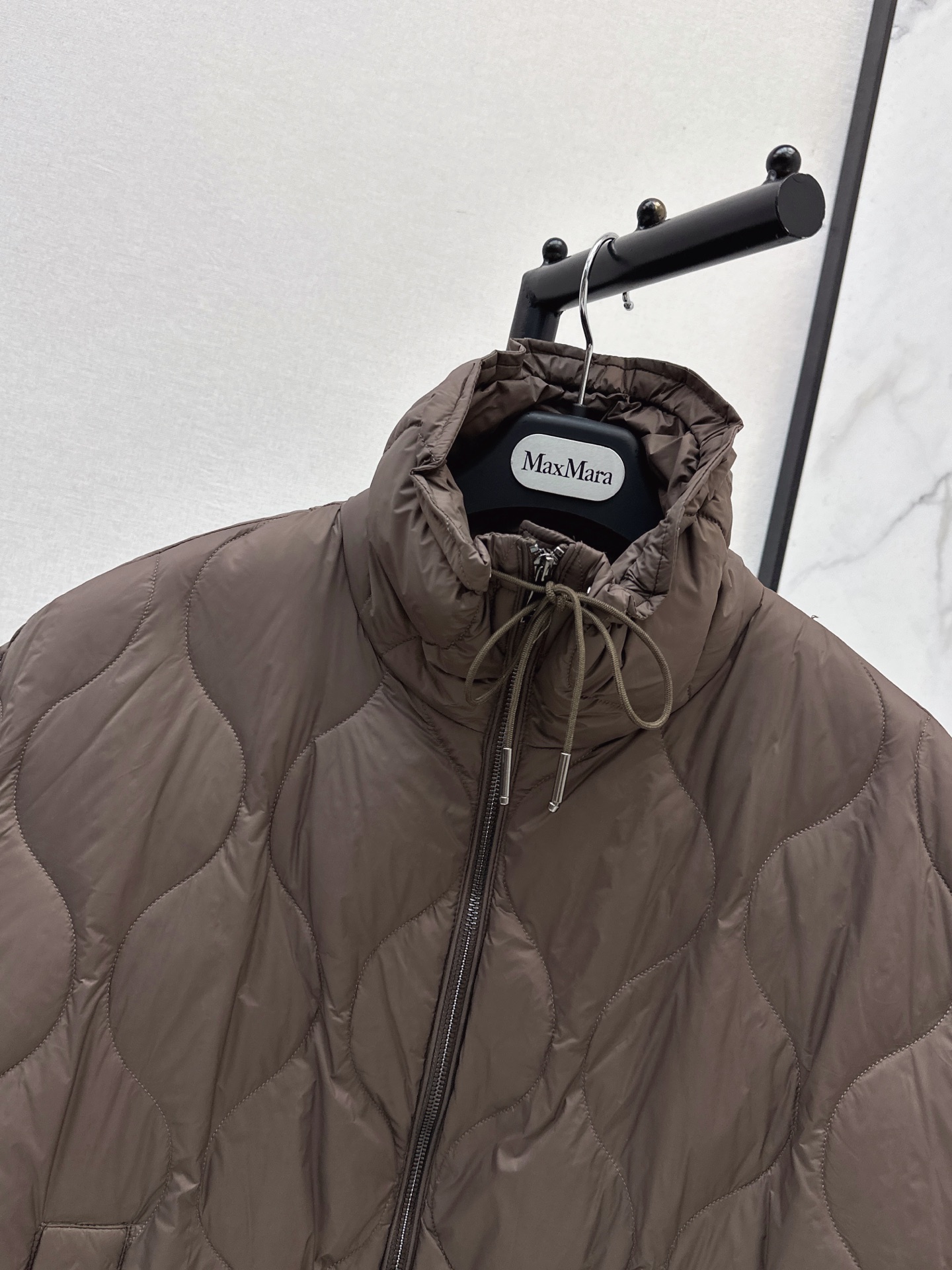 Max 26fw down vest jacket