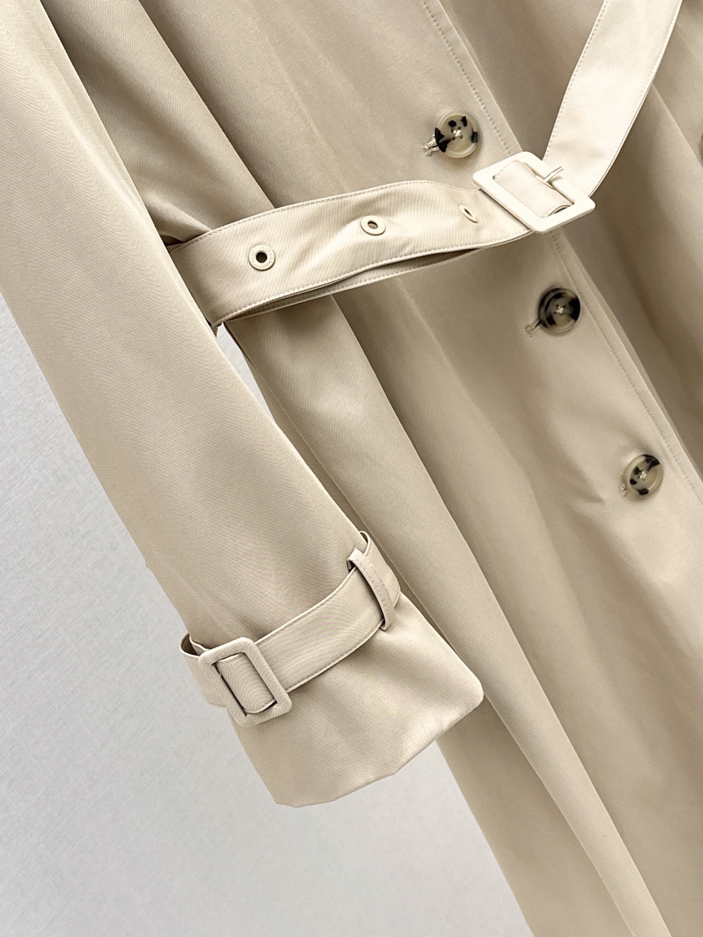 Bur 26fw trench coats