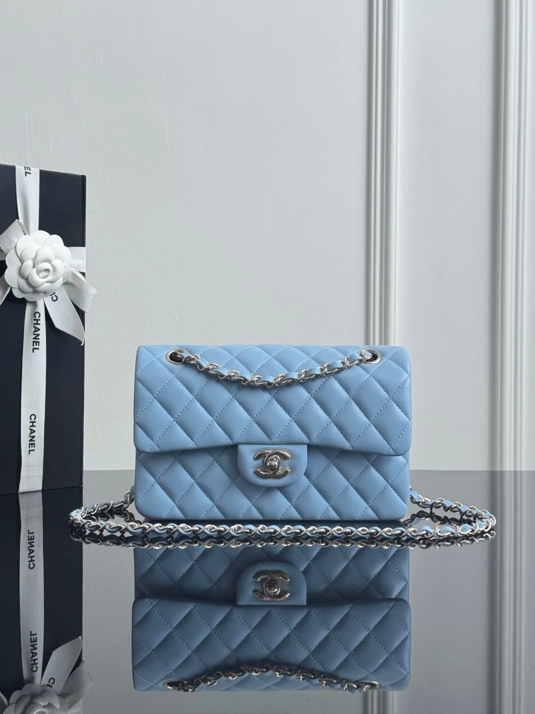 Chan cf23 chain shoulder bag