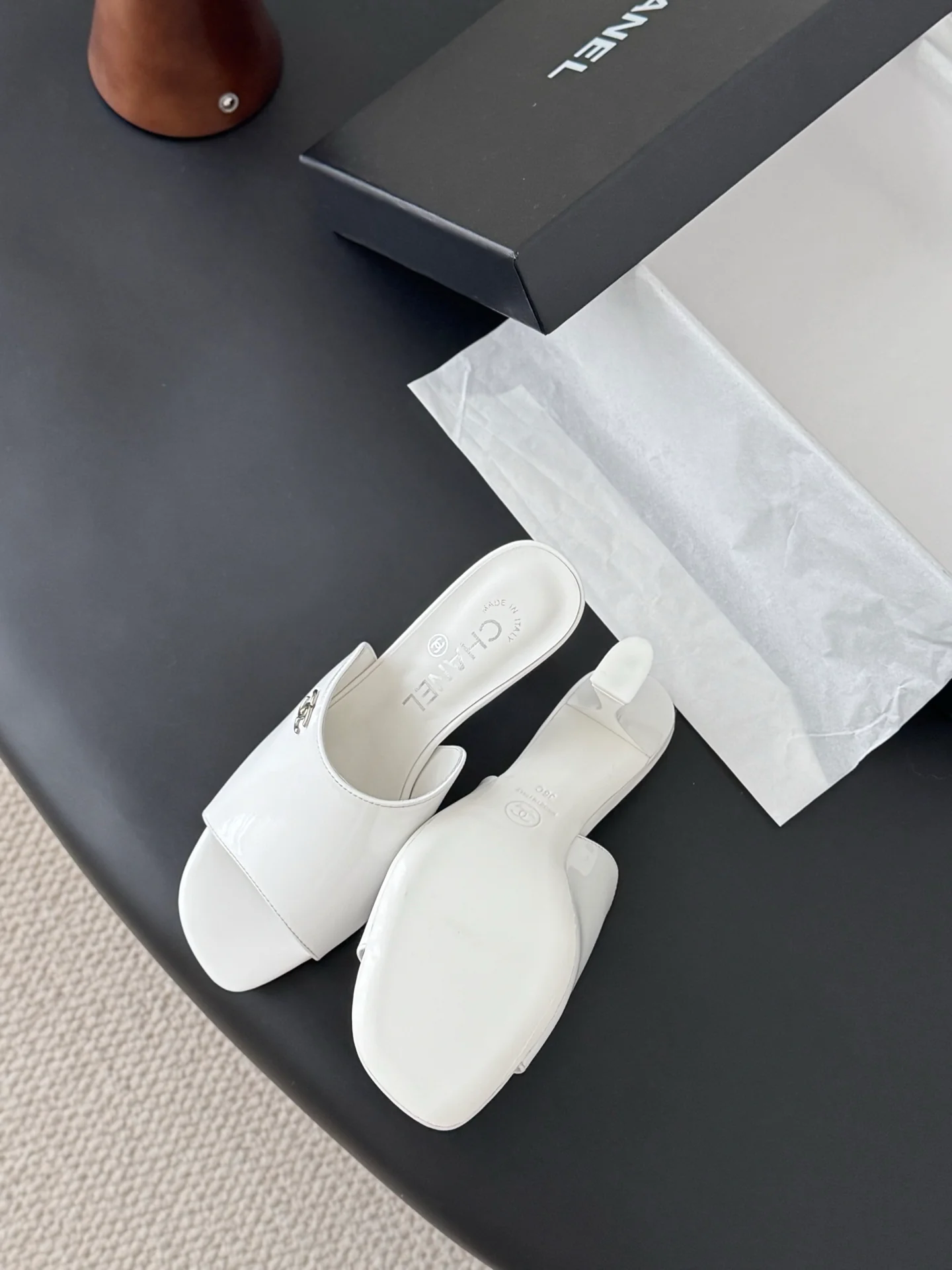 Chan 25fw kitten slides sandals