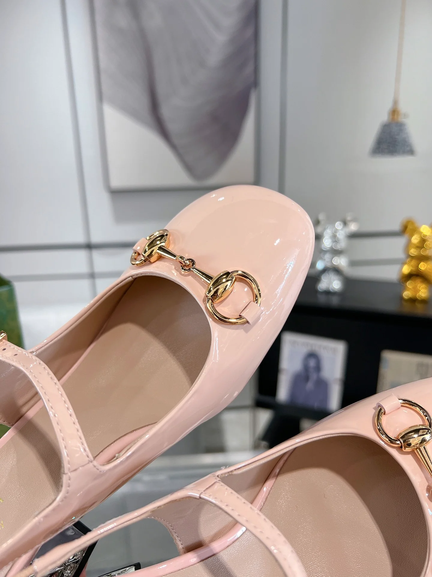 Gucc 26ss rhinestone slingback chunky heel