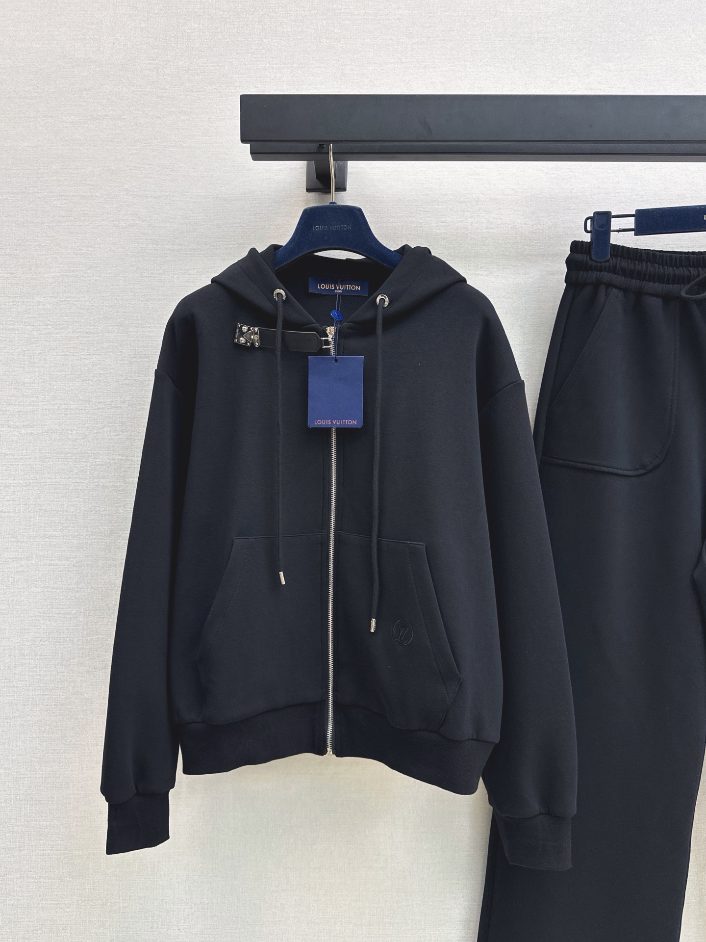 Loui 26fw hooded jacket pants sets