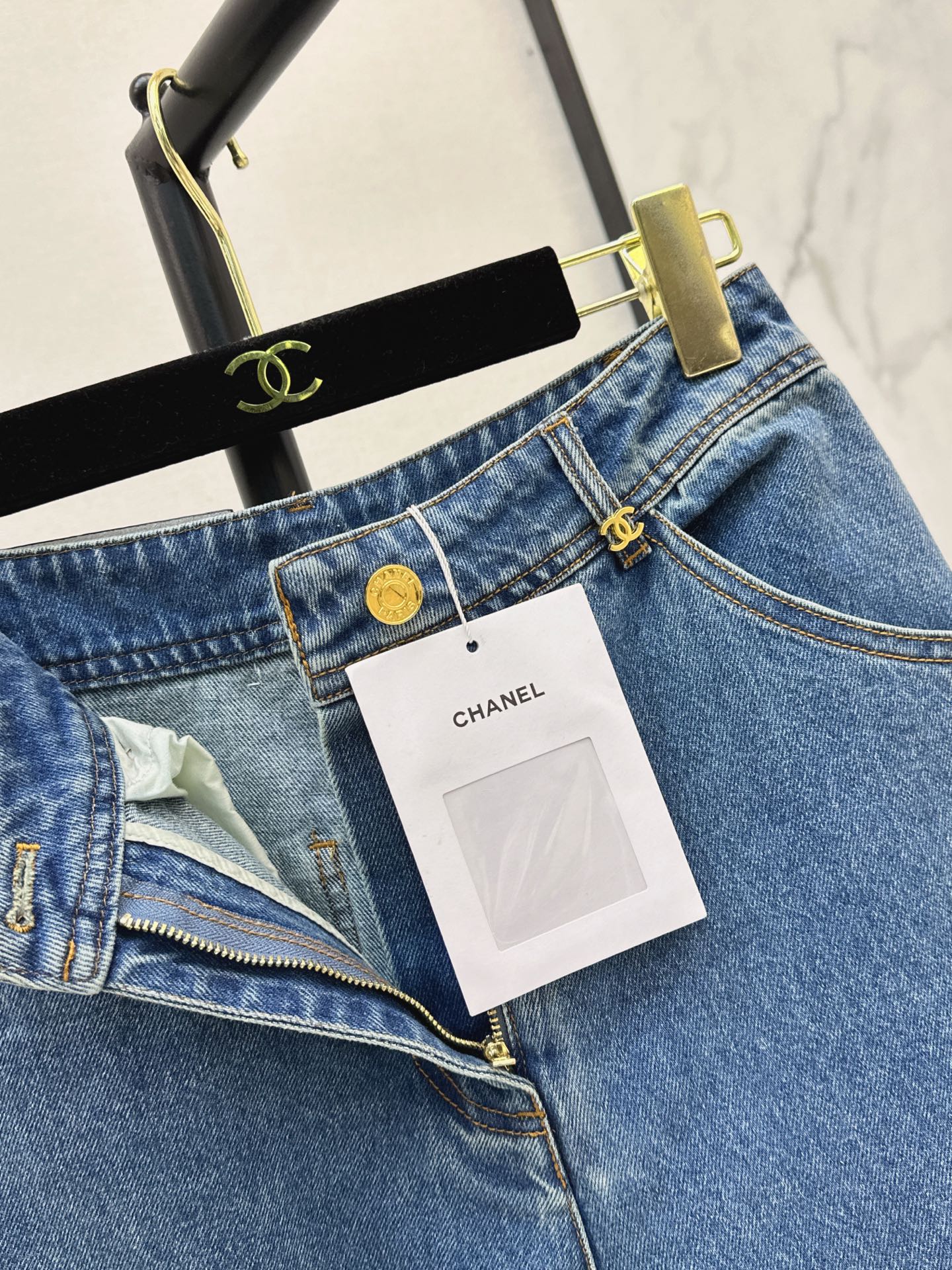 Chan 26fw straight-leg jeans