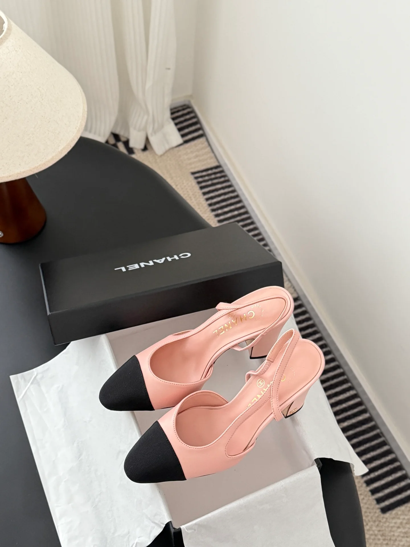 Chan 25fw slingback heels