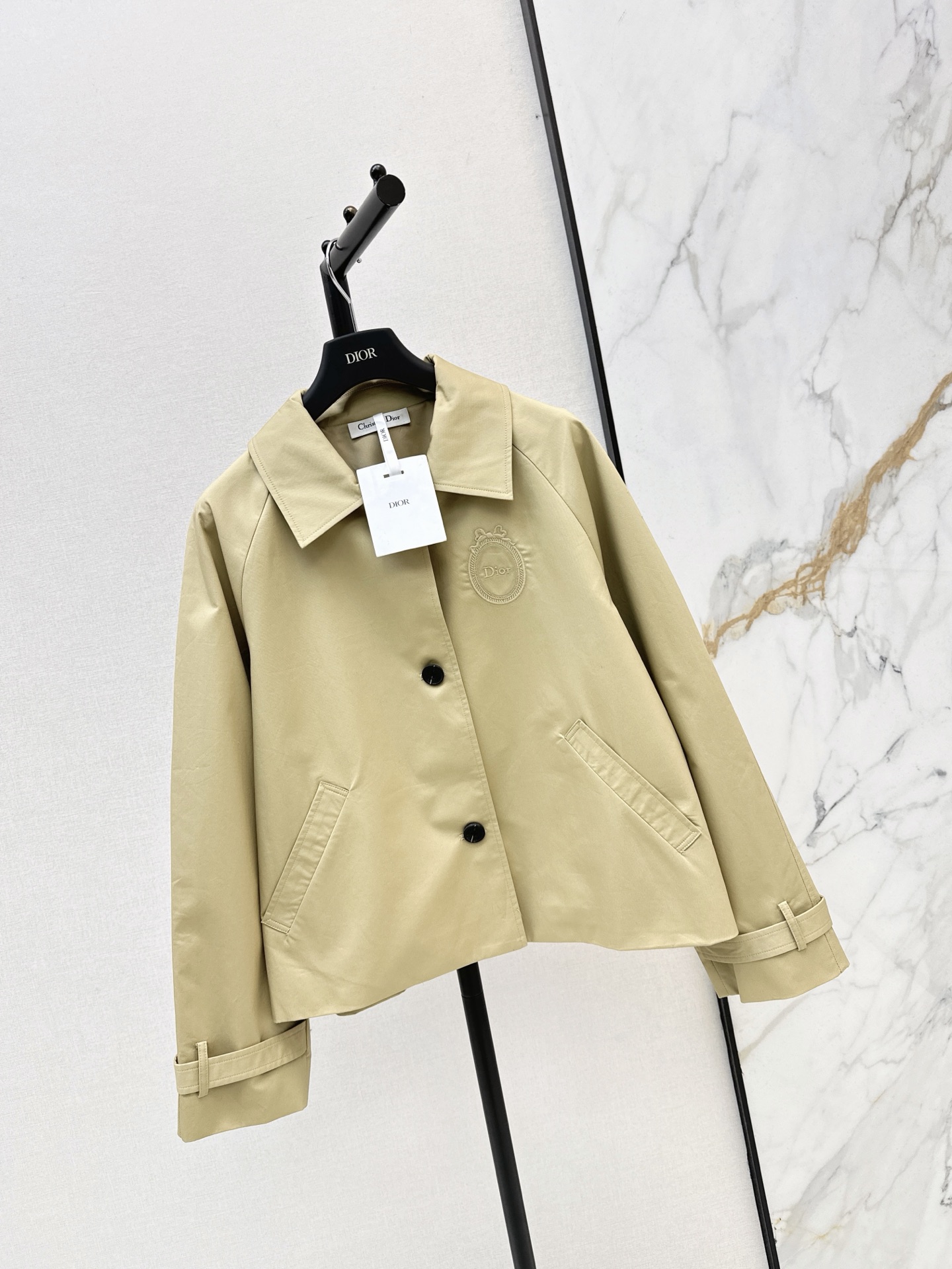 CD 26fw cropped jacket