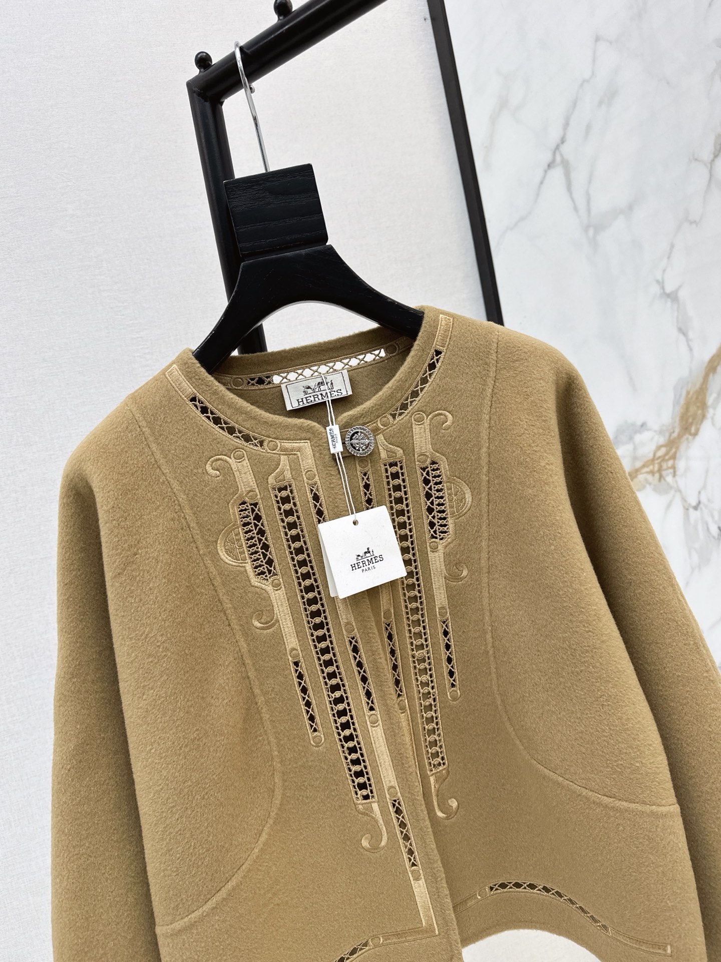 Her 26fw embroidery woolen jacket