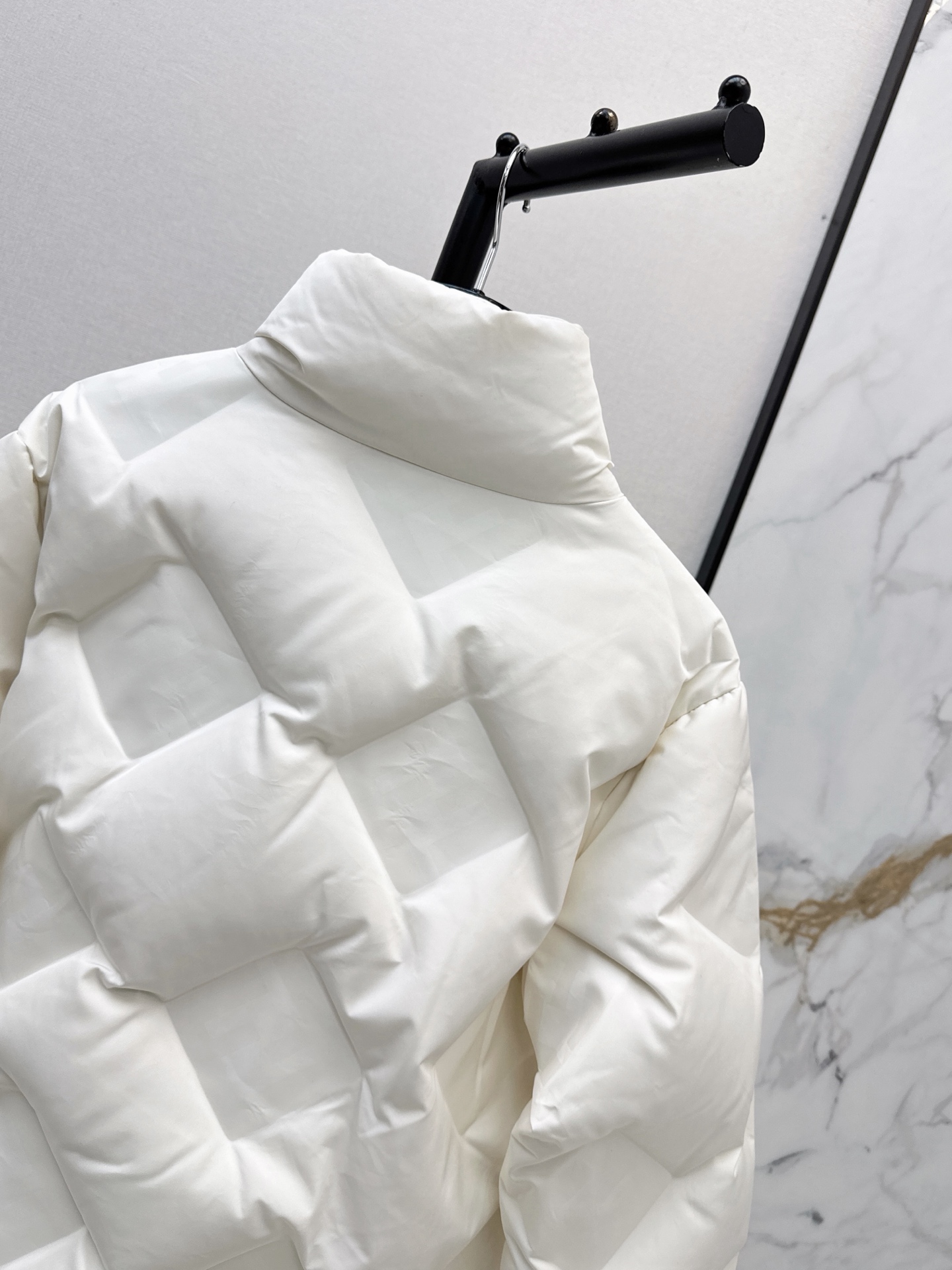 Fen 26fw down jacket