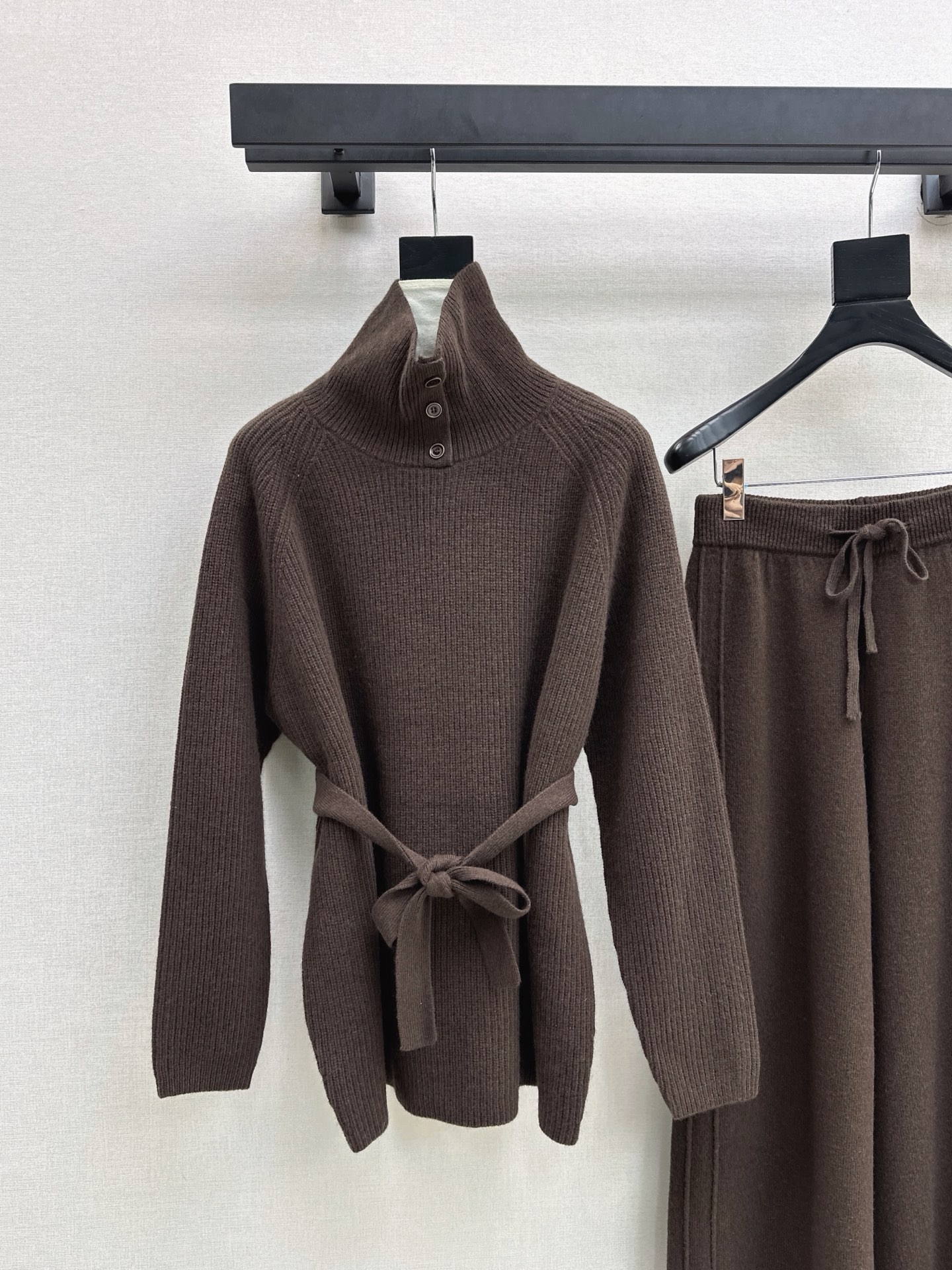 Her 26fw wool sweater pants sets