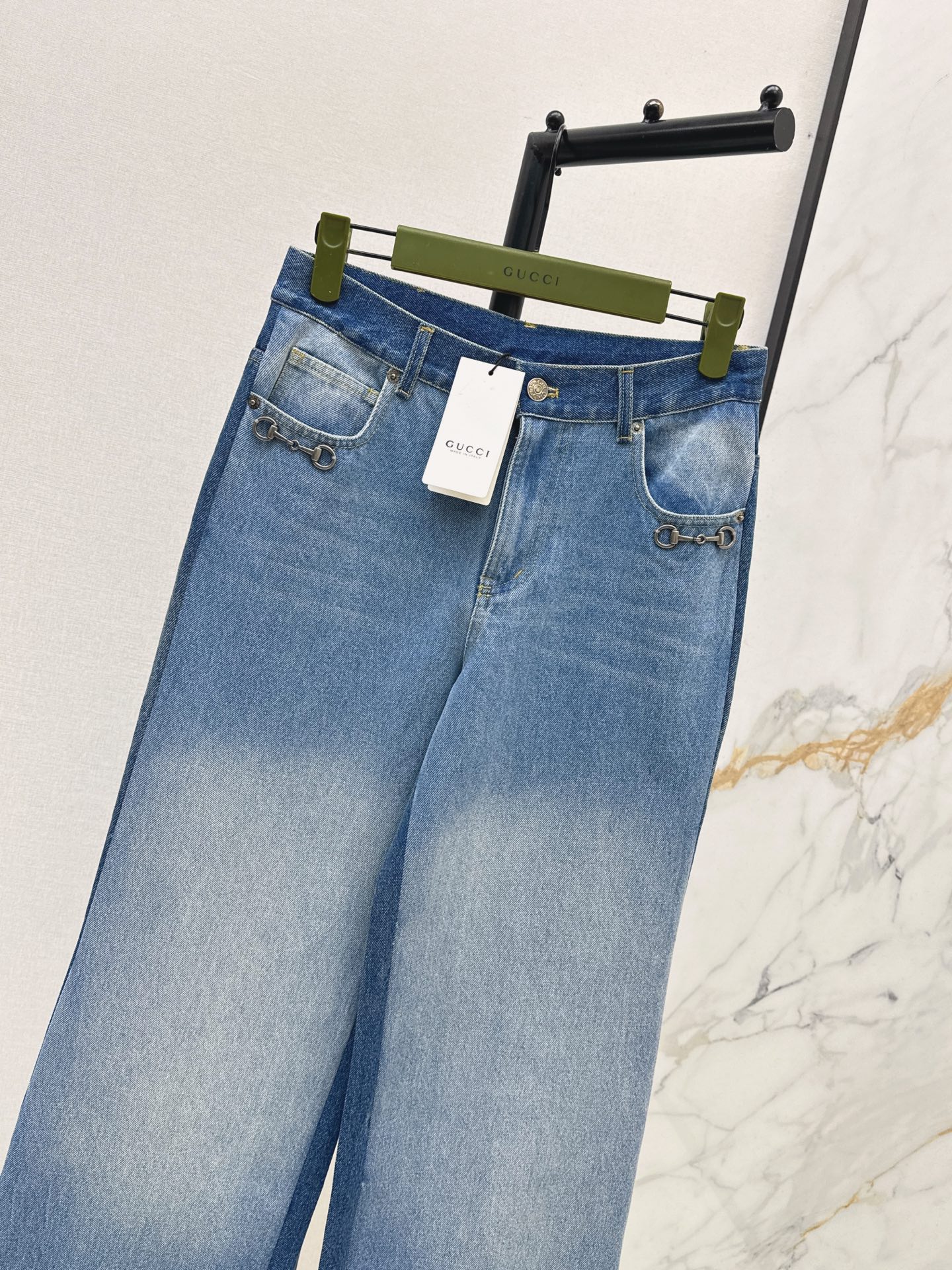 Guc 26fw wide-leg jeans