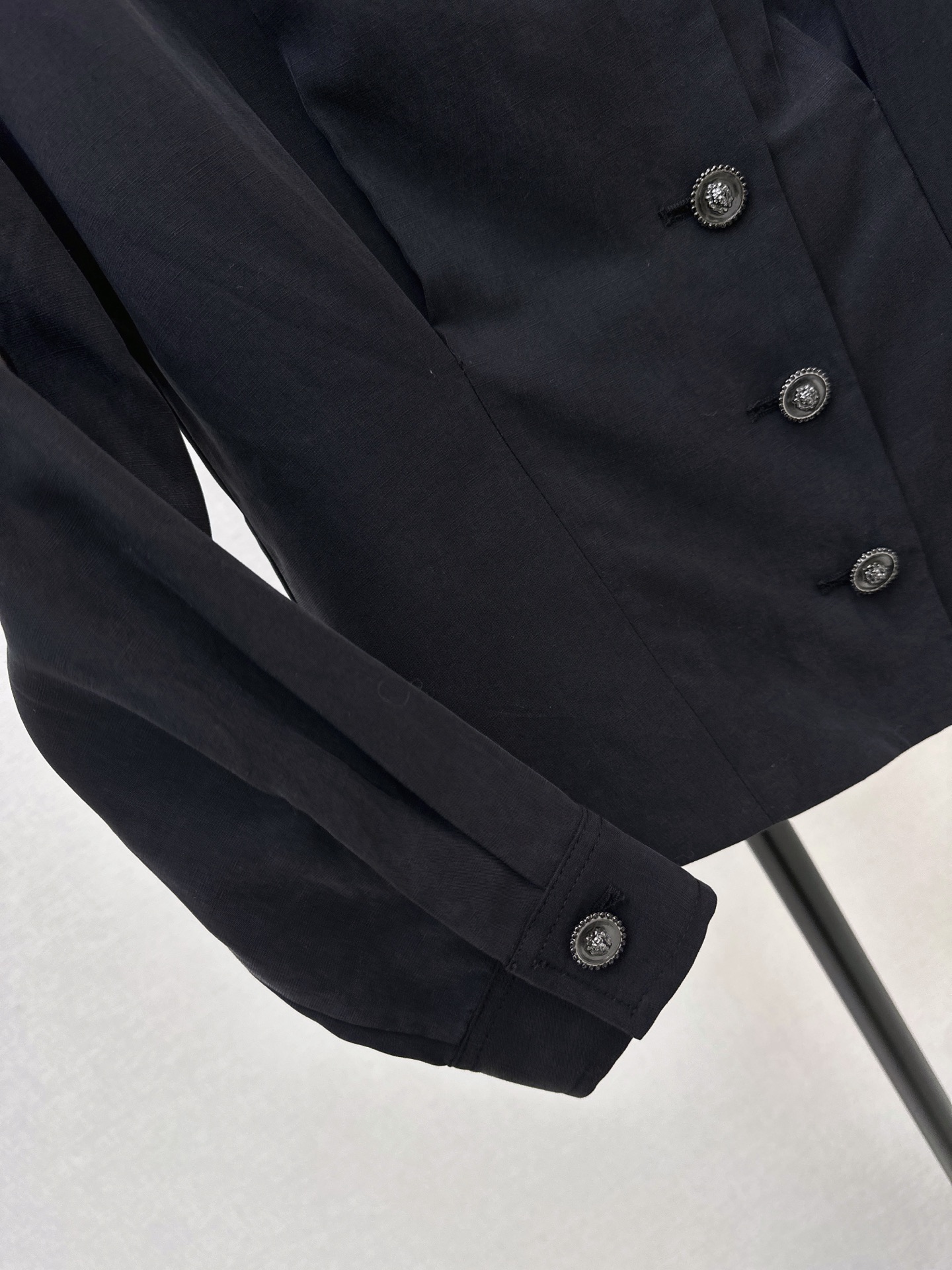 Chan 26fw cinching waist shirt