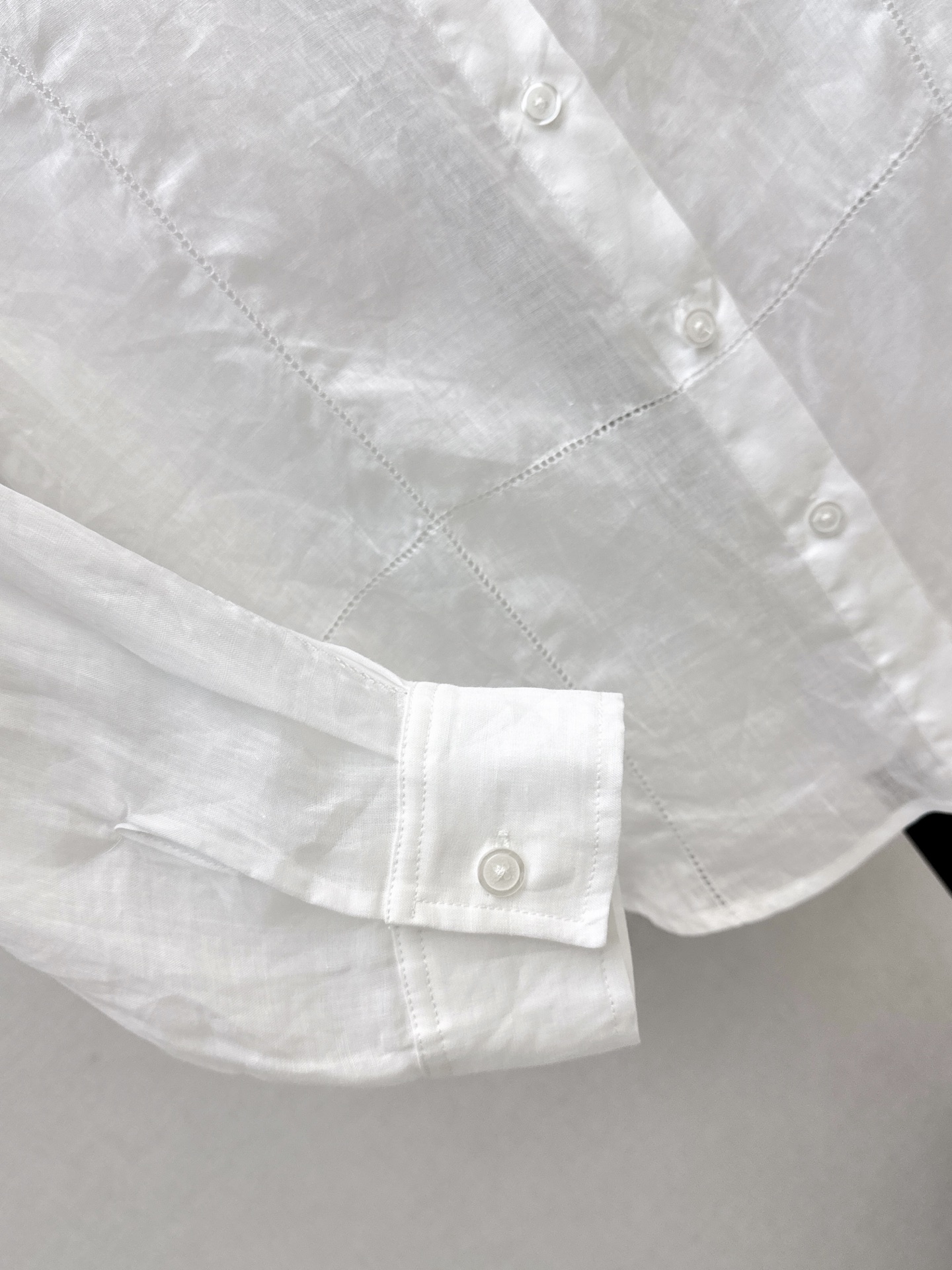 Celi 26ss linen shirt