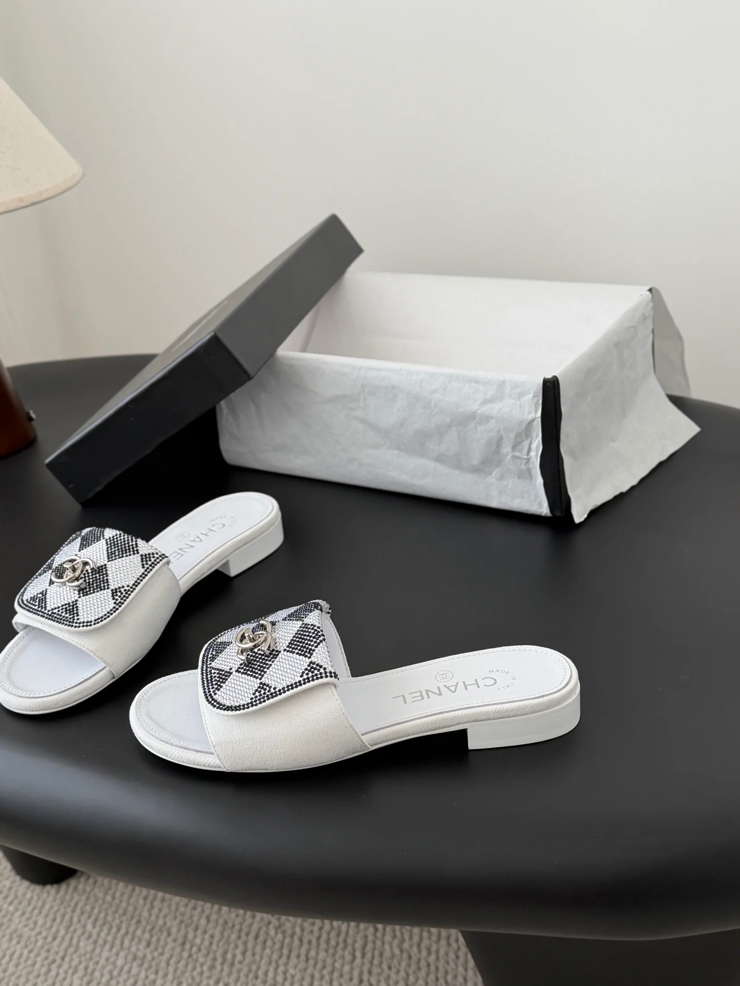 Chan 26ss rhinestone-embellished sandals