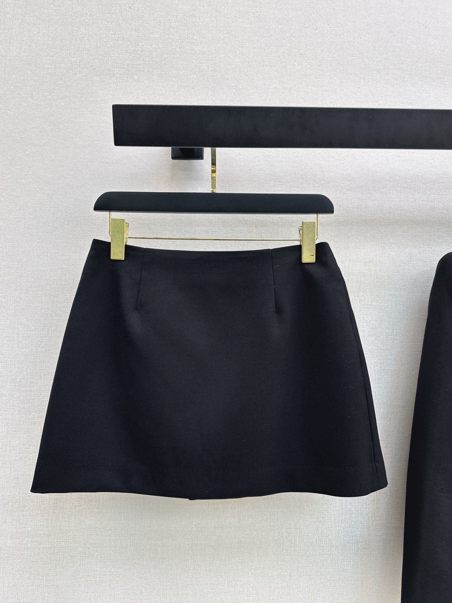 Her 26fw wrap skirt
