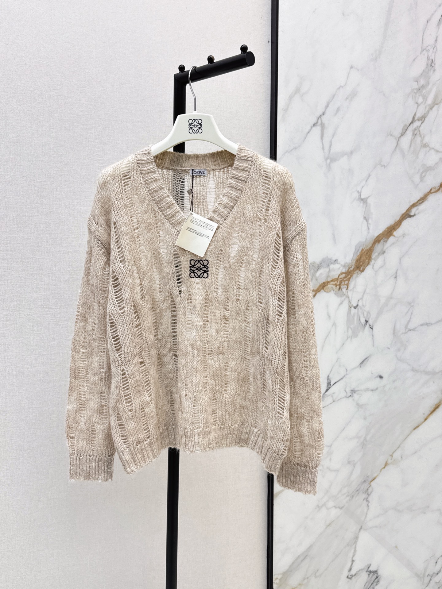 Loe 26fw hollow knit sweater