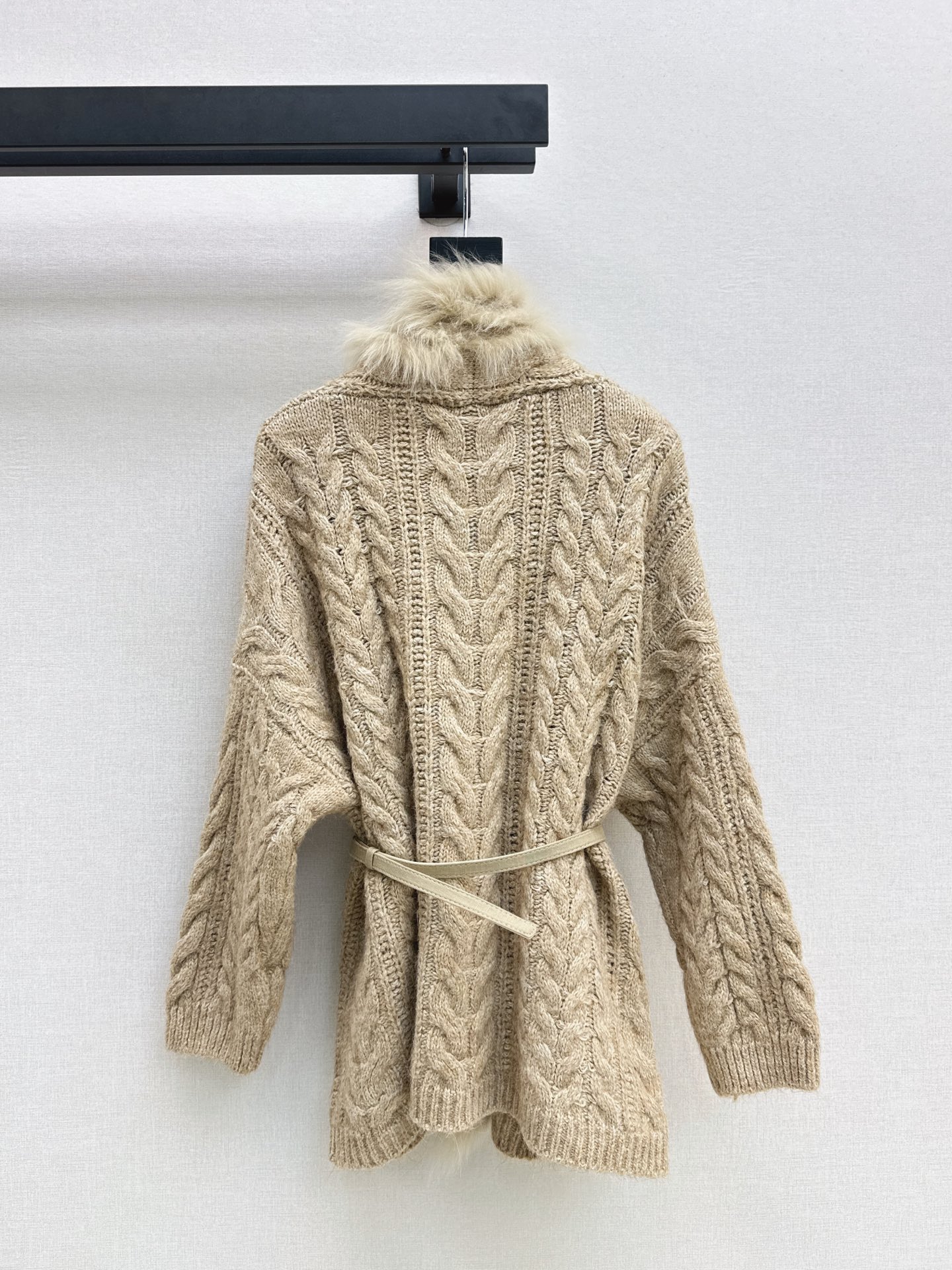 Fen 26fw fur-trim knit cardigan