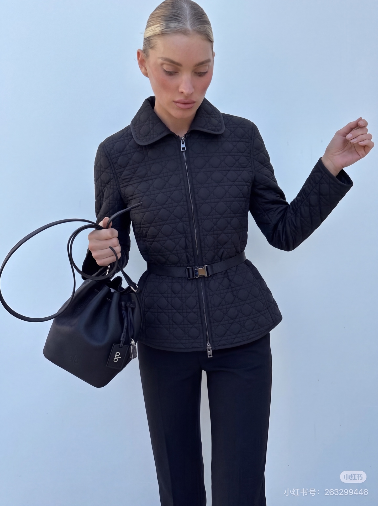 CD 26fw belted padded jacket