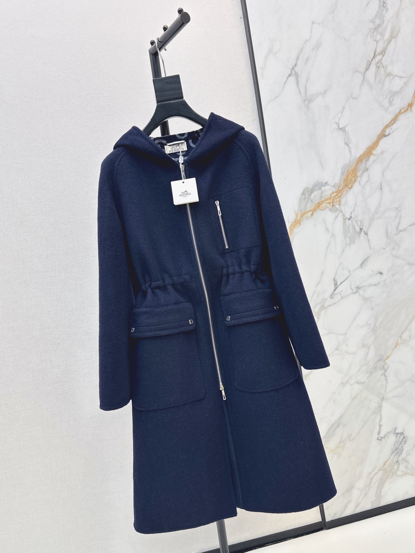 Her 26fw drawstring hooded overcoats