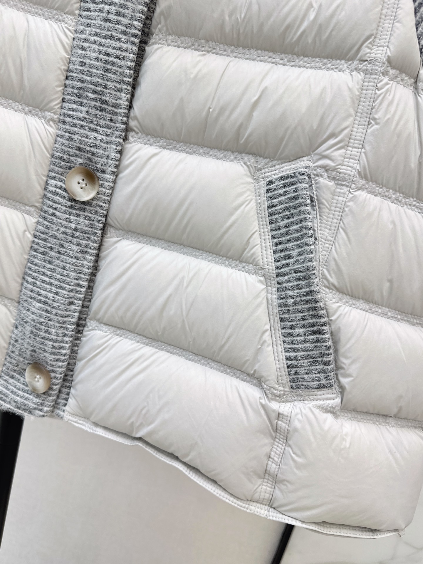 Max 26fw wool contract down vest