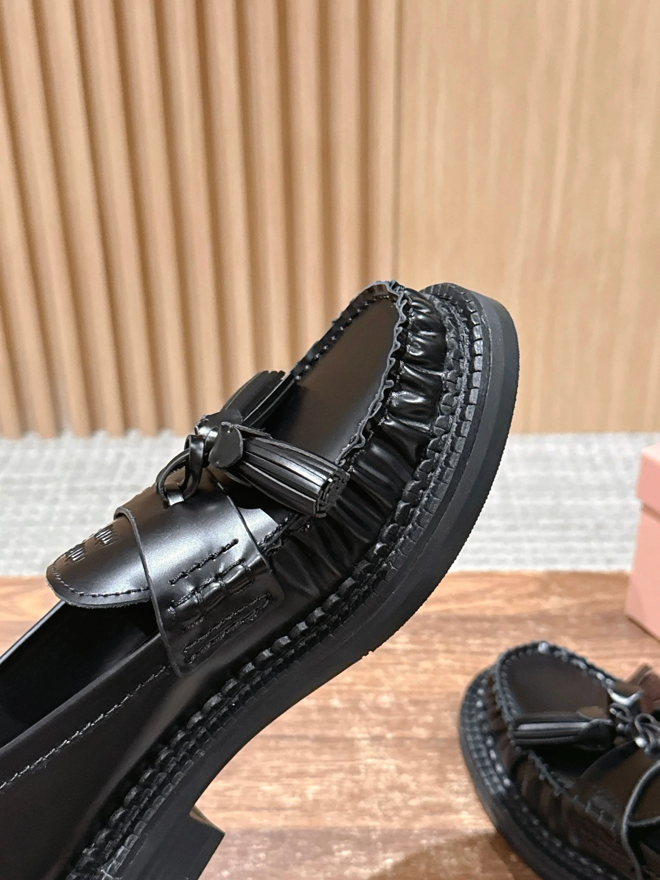 Miu 25fw loafer shoes