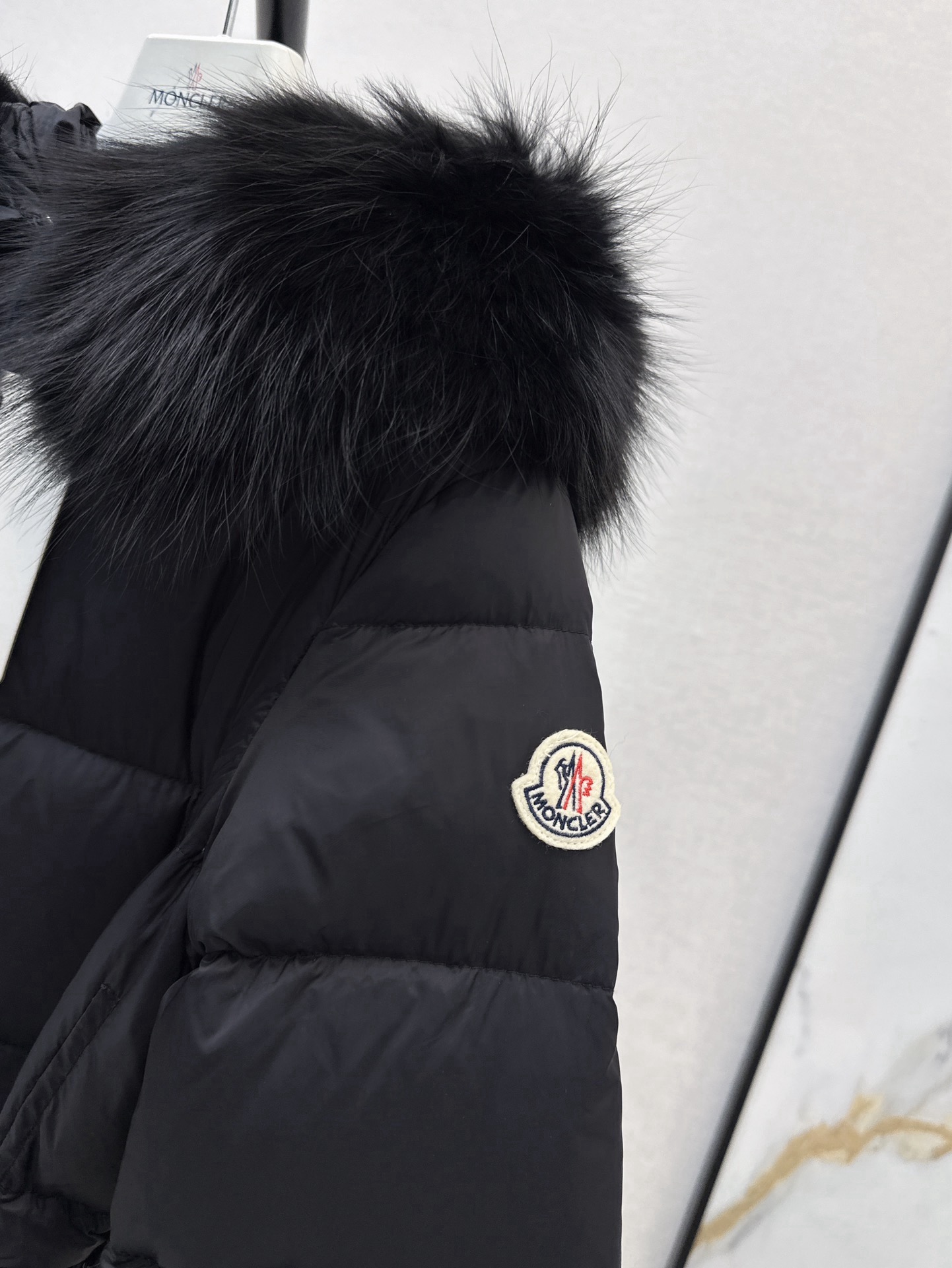 Monc 26fw fur-trim belted down jacket