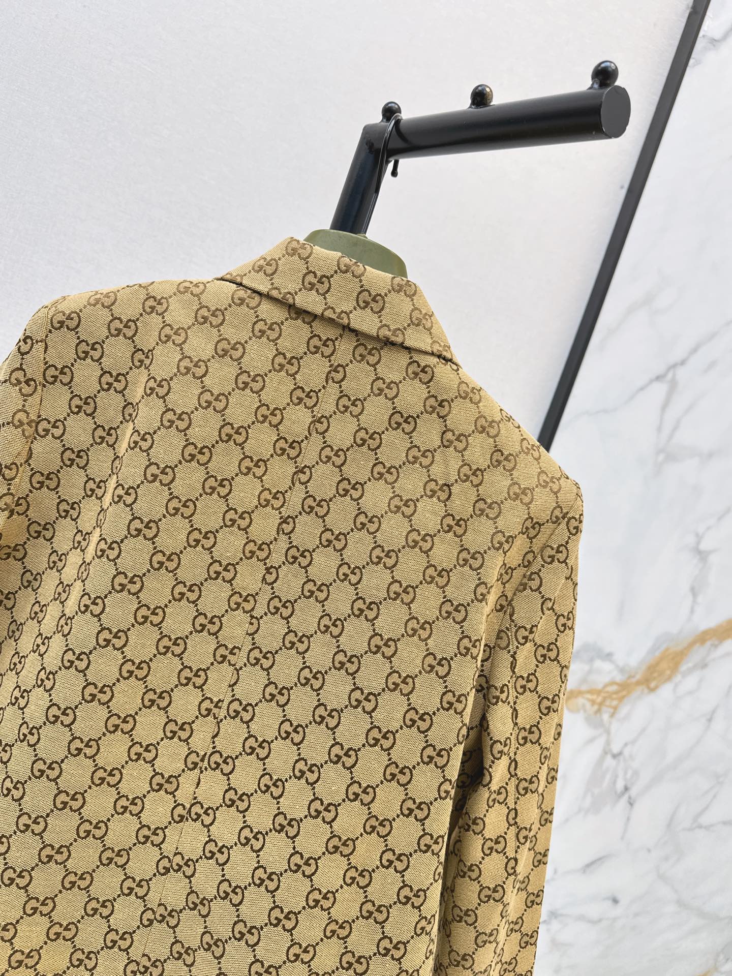 Guc 26fw jacquard jacket