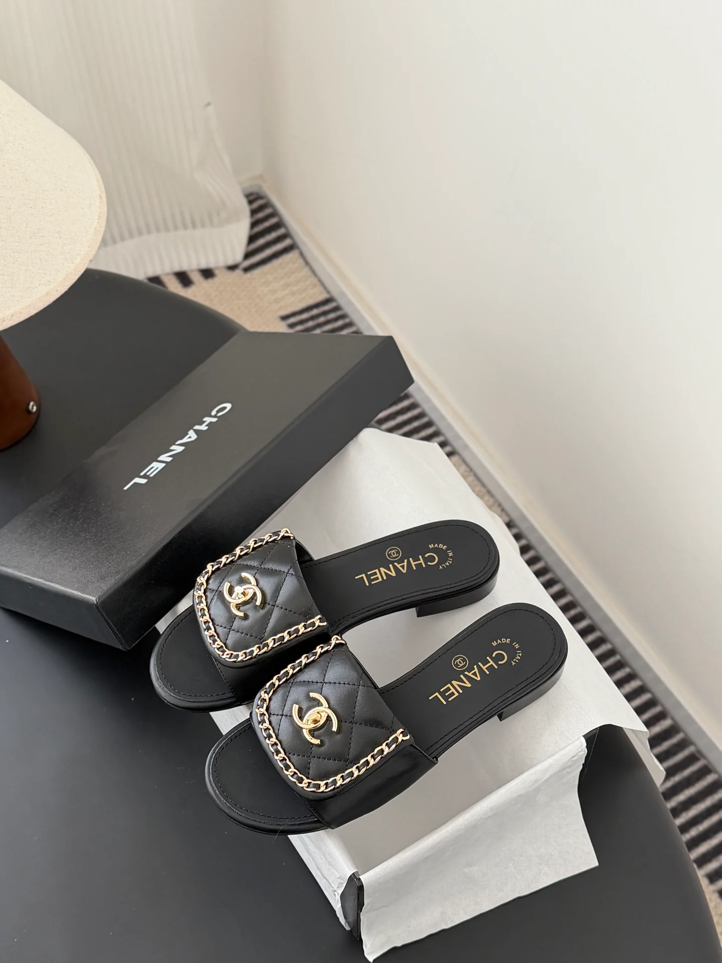 Chan 26ss sandals