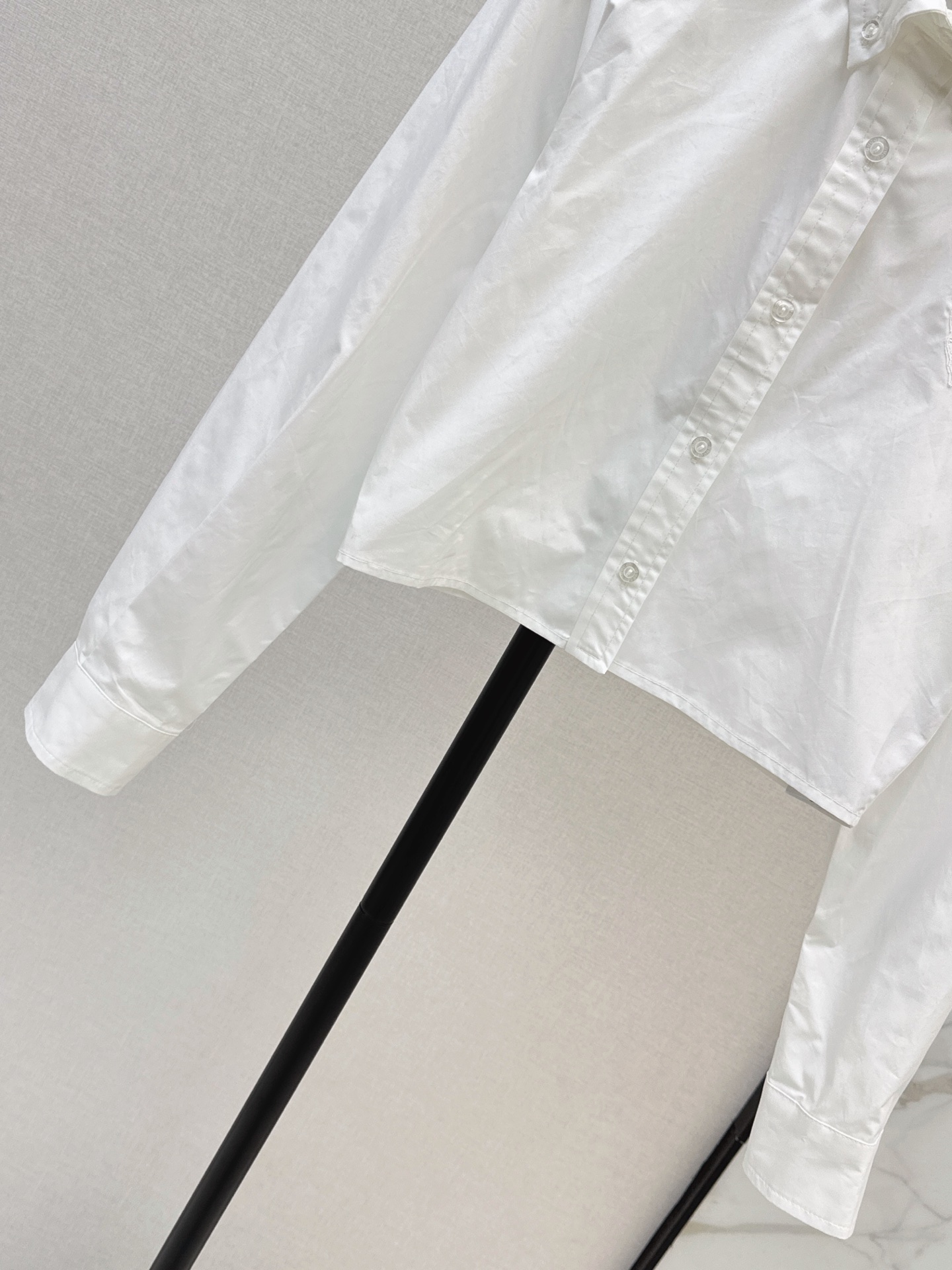 Guc 26fw cropped shirt